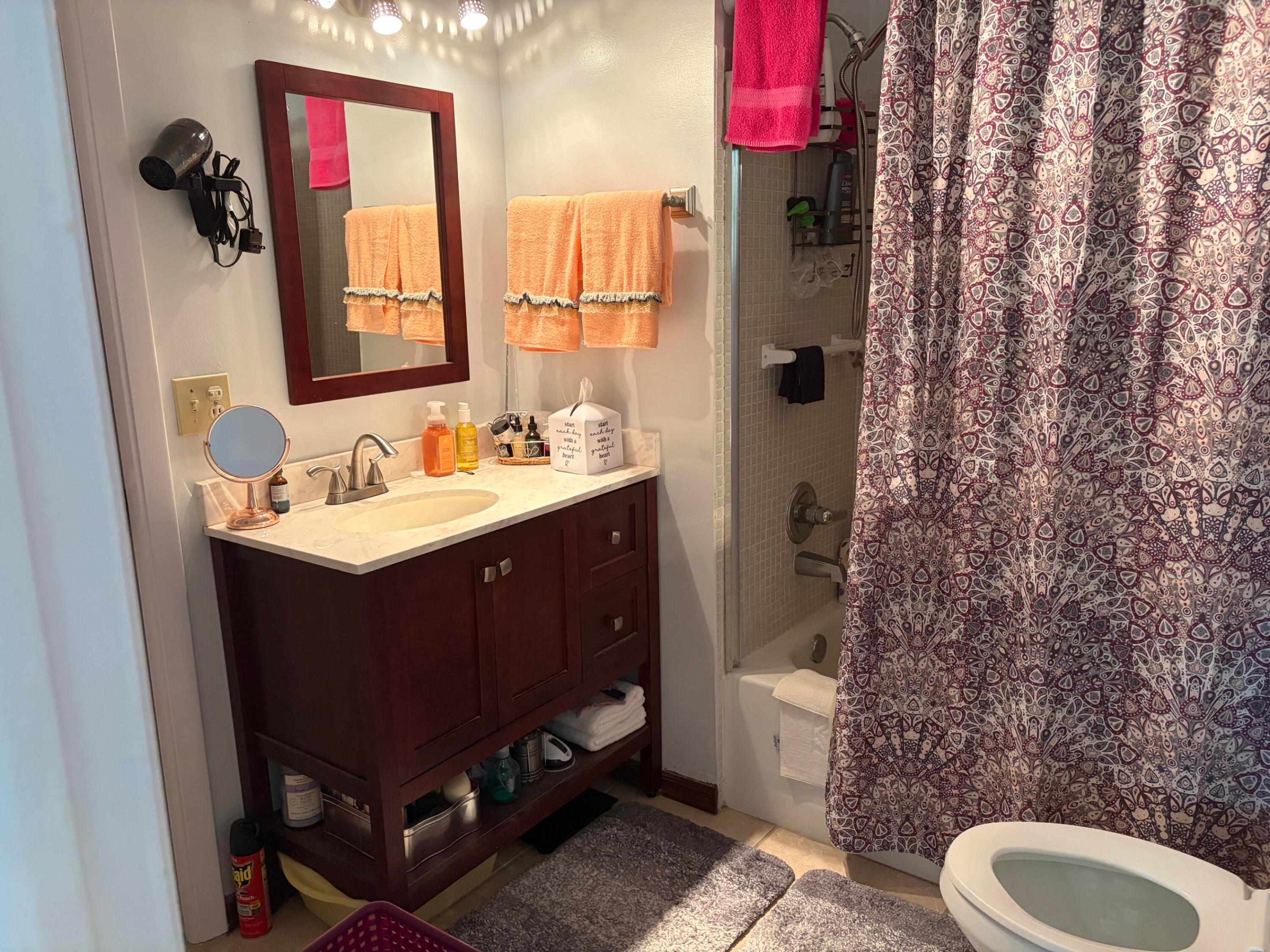 BOCA LAKES CONDO - Residential