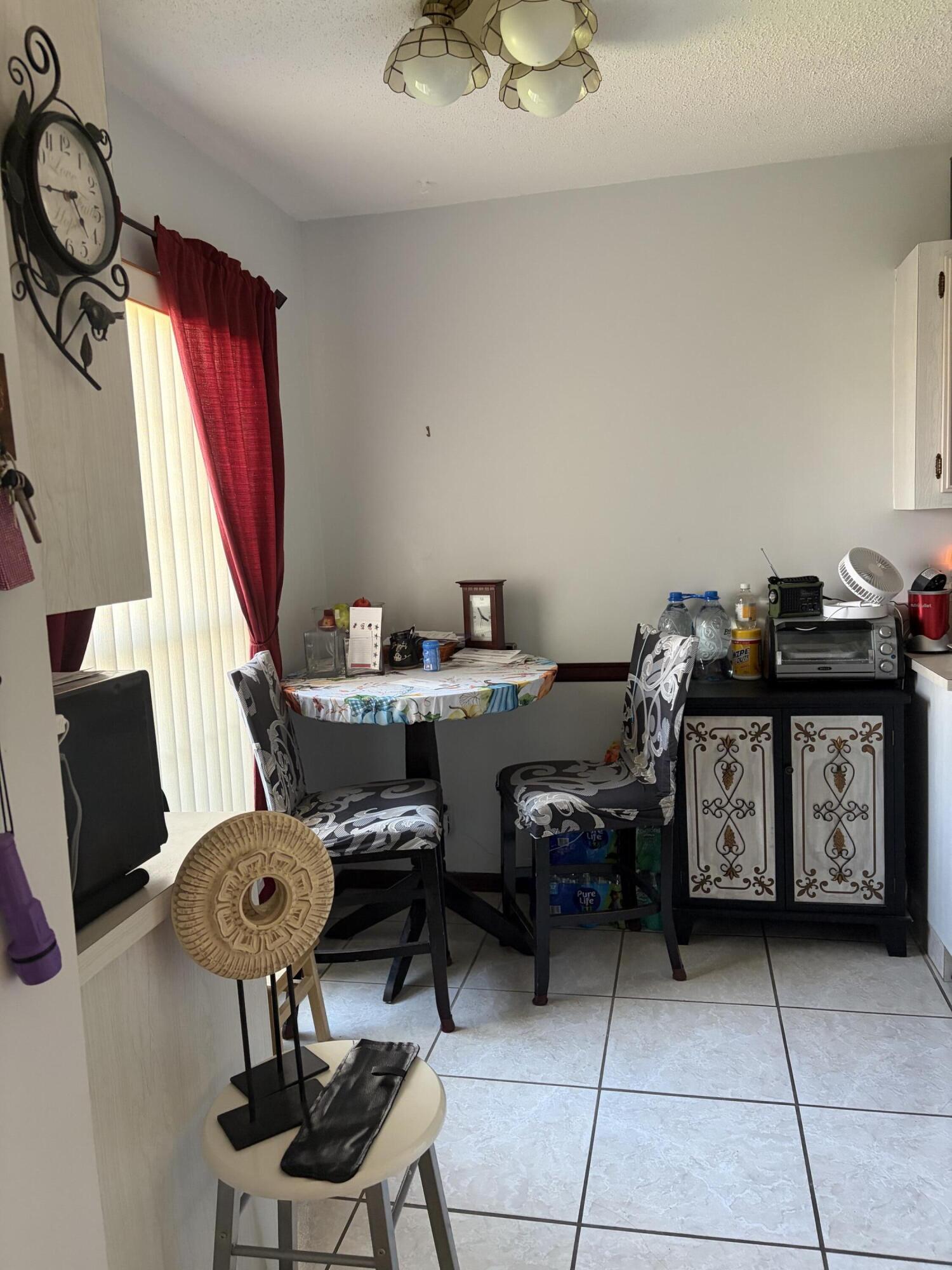 BOCA LAKES CONDO - Residential