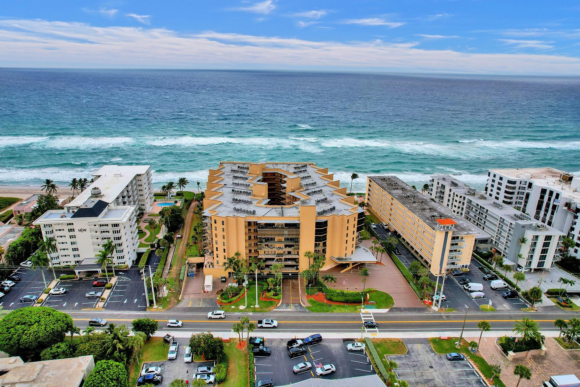 Overlook Condominium - Residential
