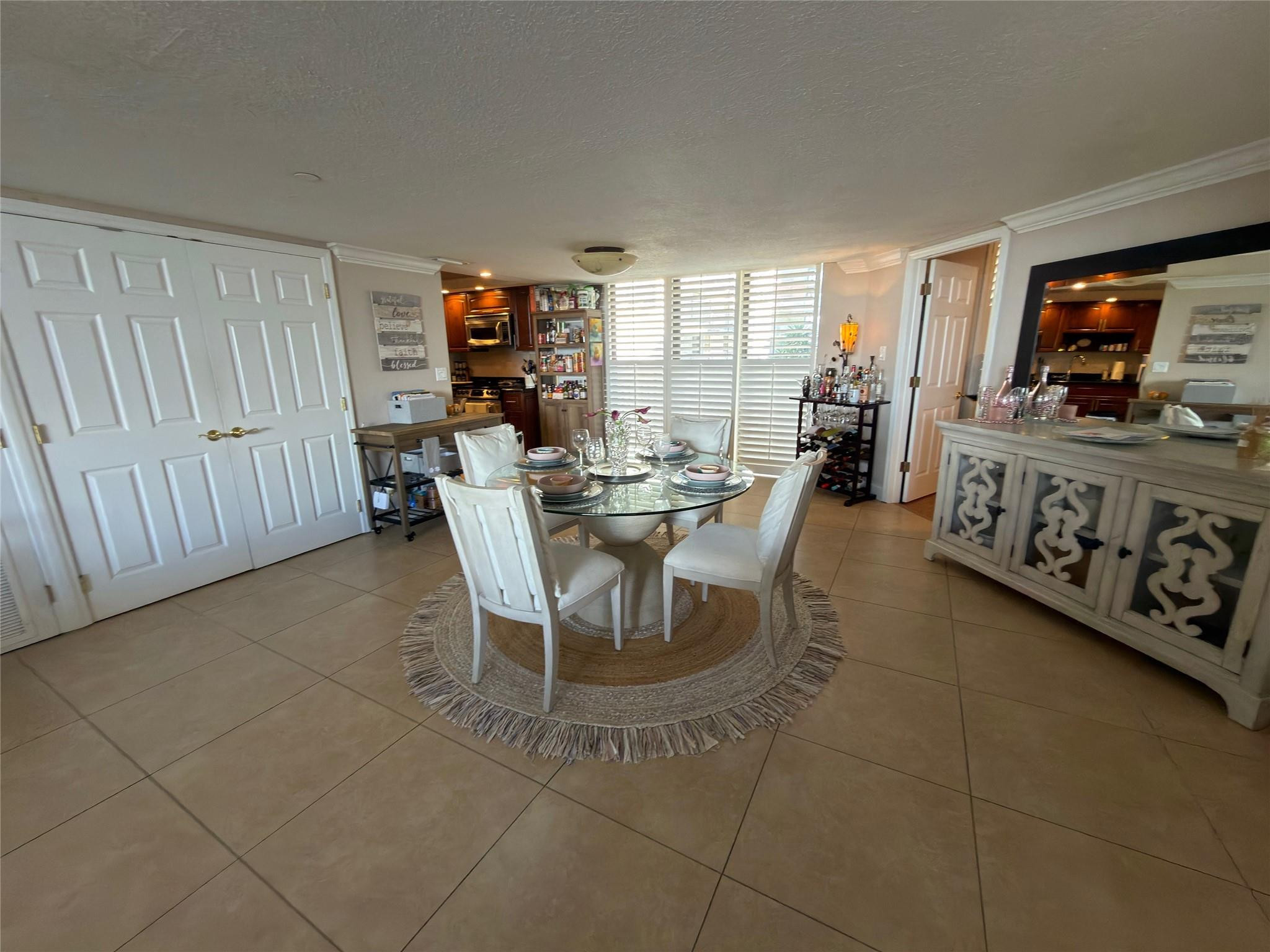 Overlook Condominium - Residential