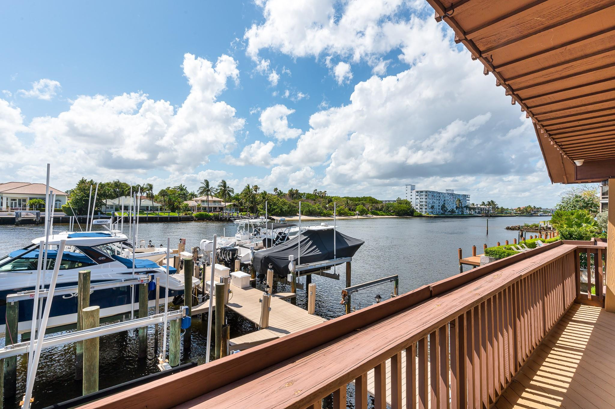 Overlook Condominium - Residential