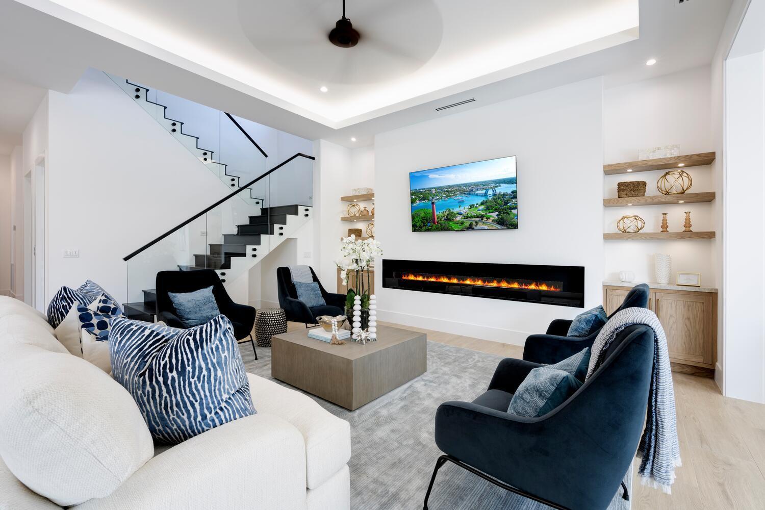 NORTH PALM BEACH VILLAGE OF 2 - Residential