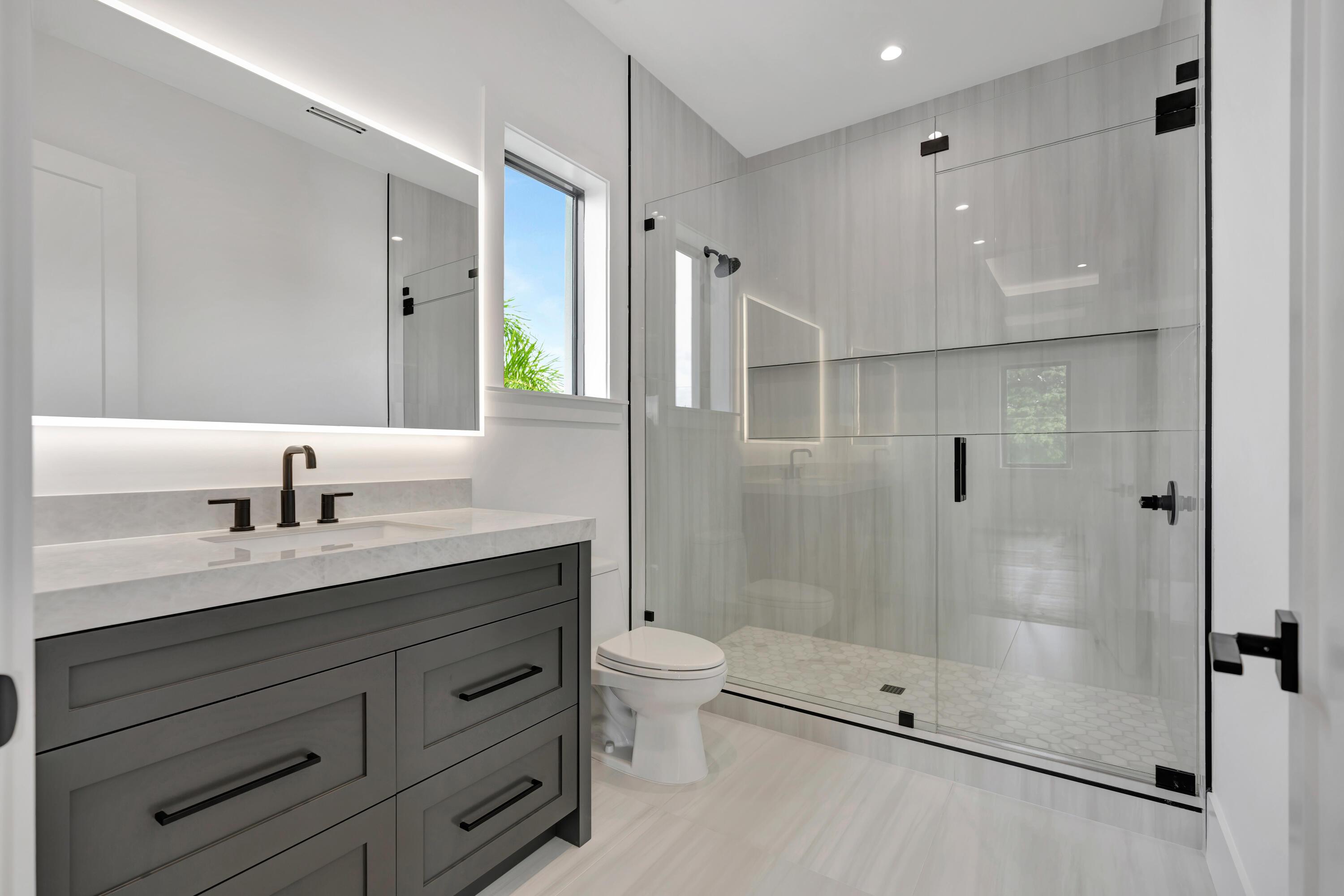 NORTH PALM BEACH VILLAGE OF 2 - Residential