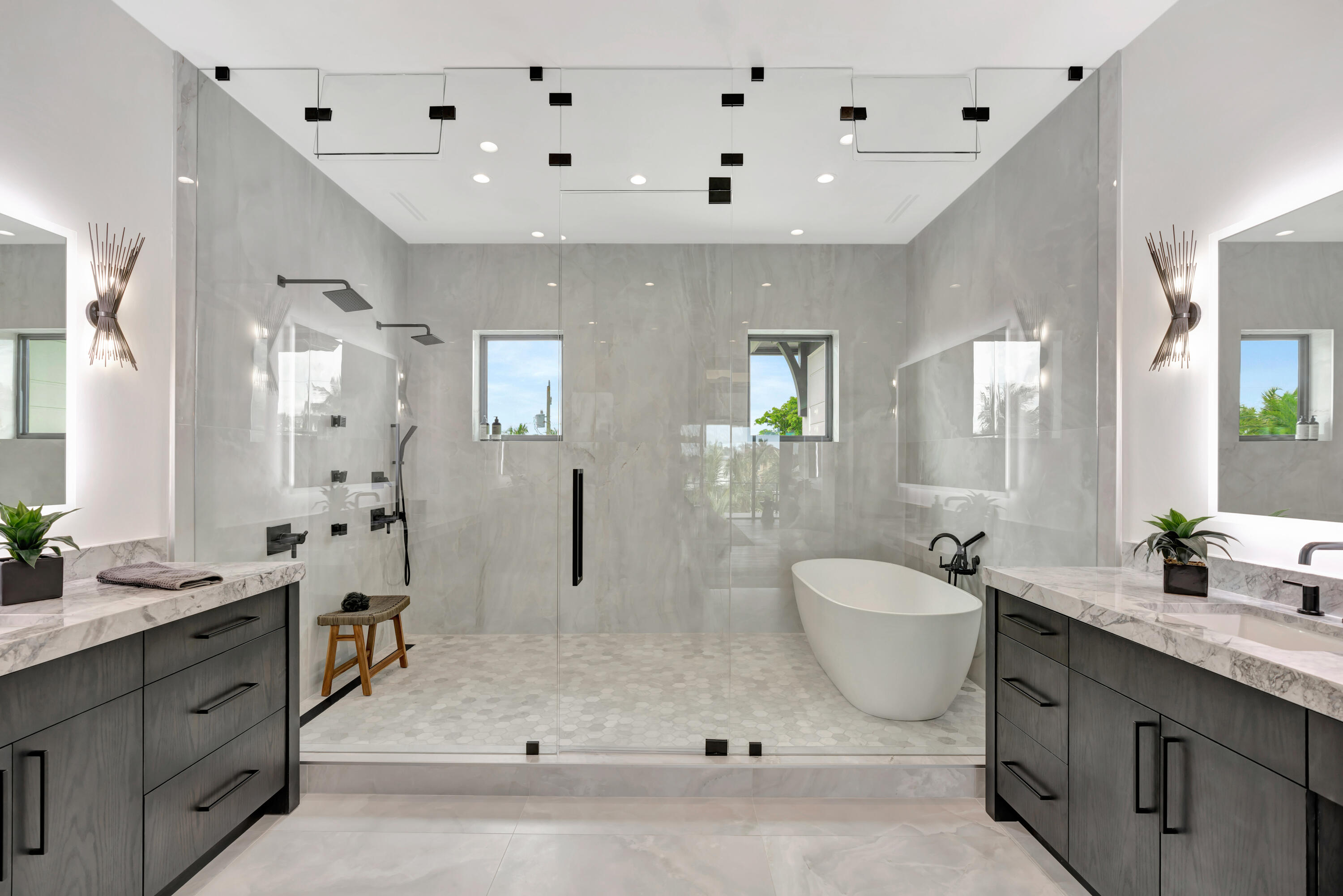 NORTH PALM BEACH VILLAGE OF 2 - Residential