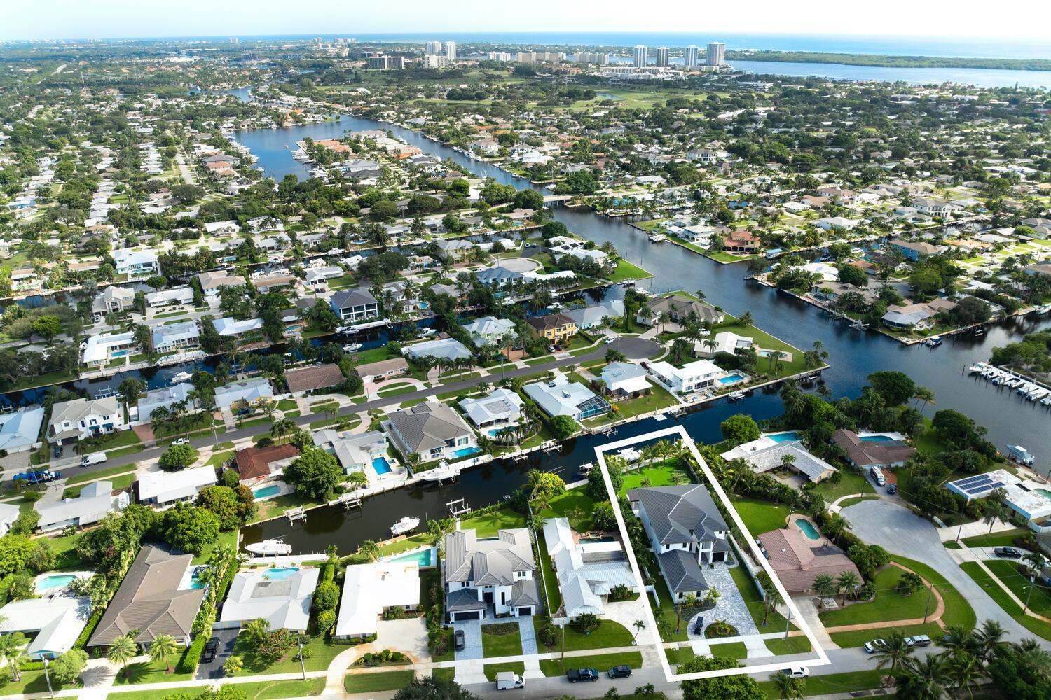 NORTH PALM BEACH VILLAGE OF 2 - Residential