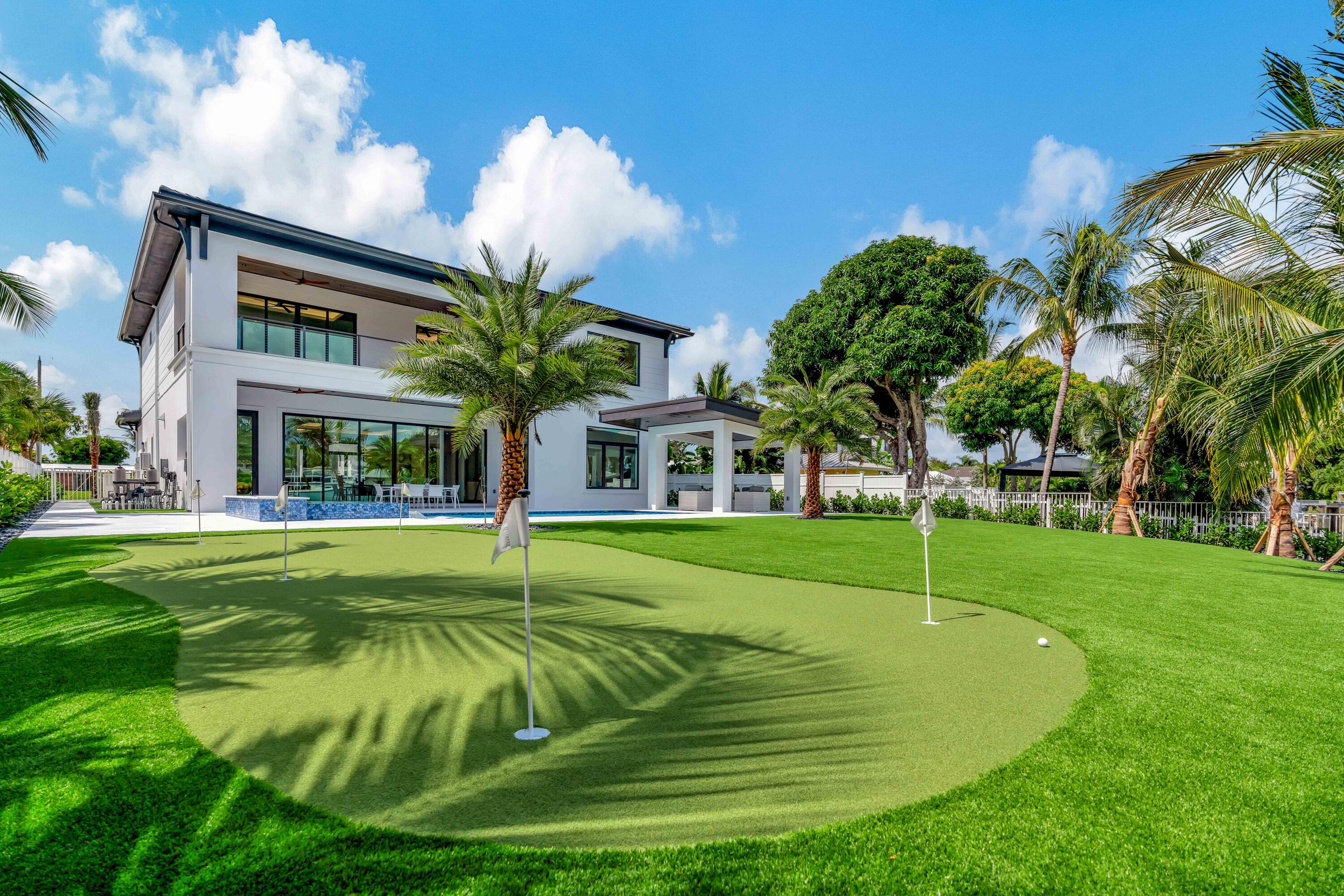NORTH PALM BEACH VILLAGE OF 2 - Residential