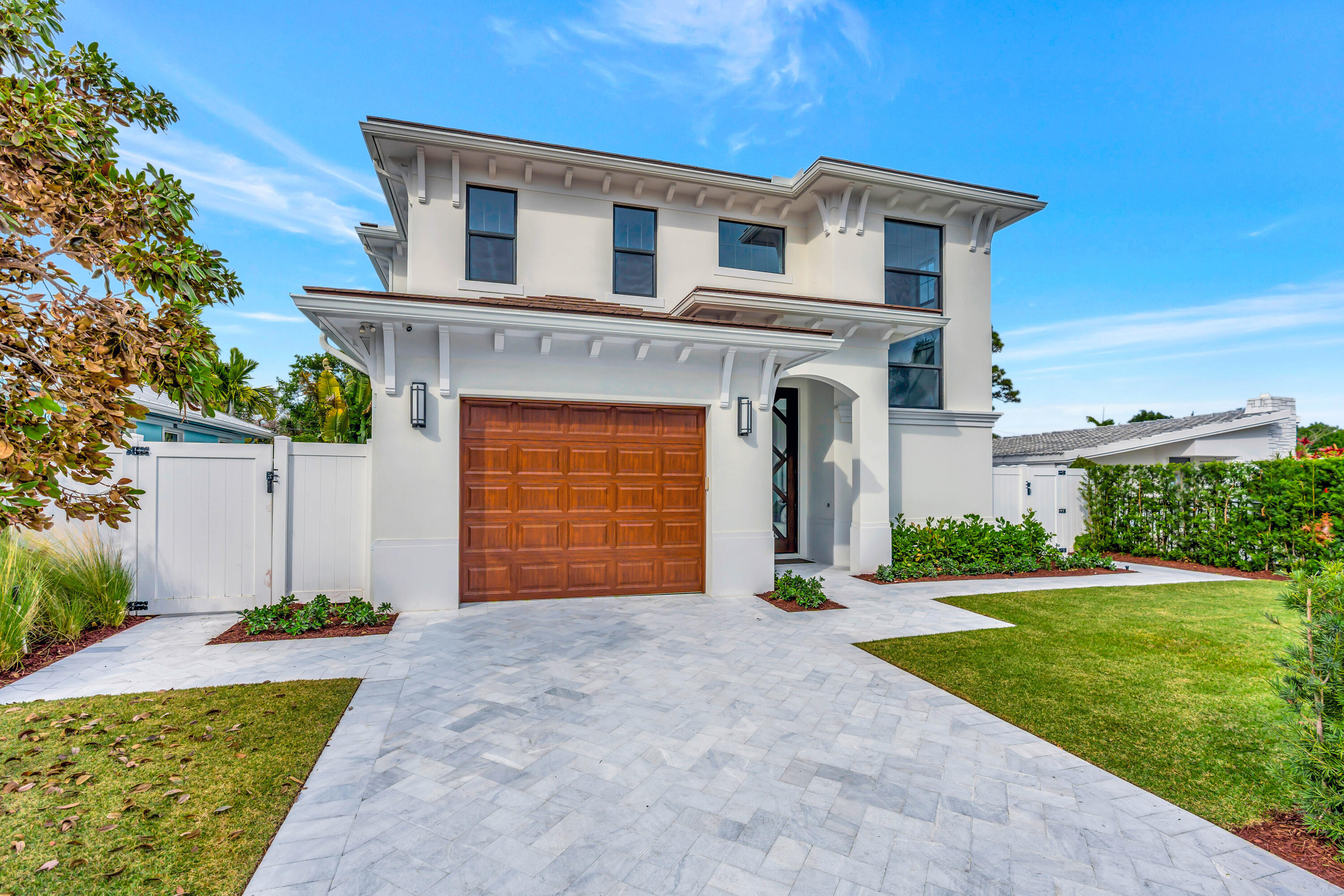 ALHAMBRA PARK - Residential