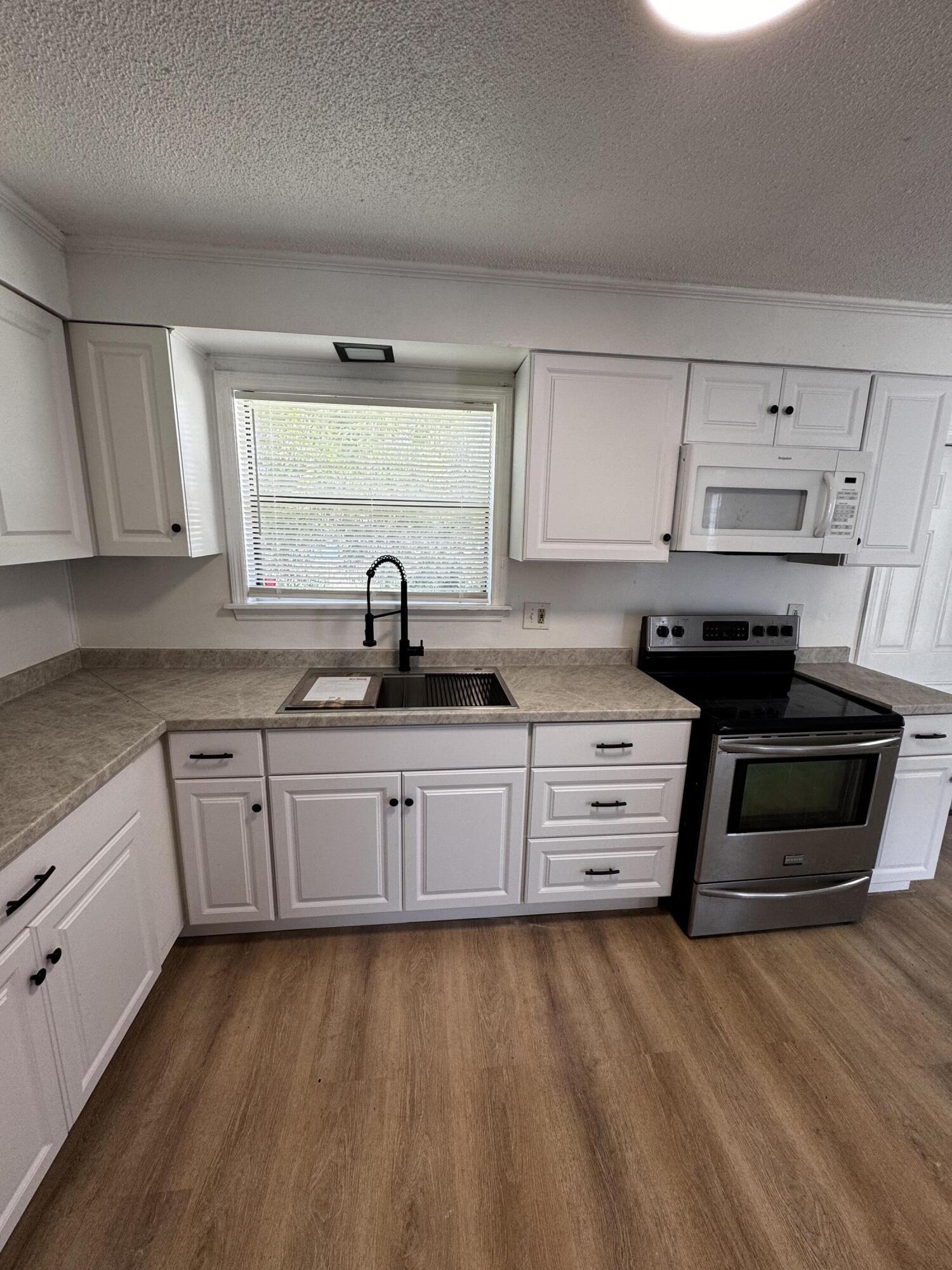 ACREHOME PARK SECOND ADD - Residential