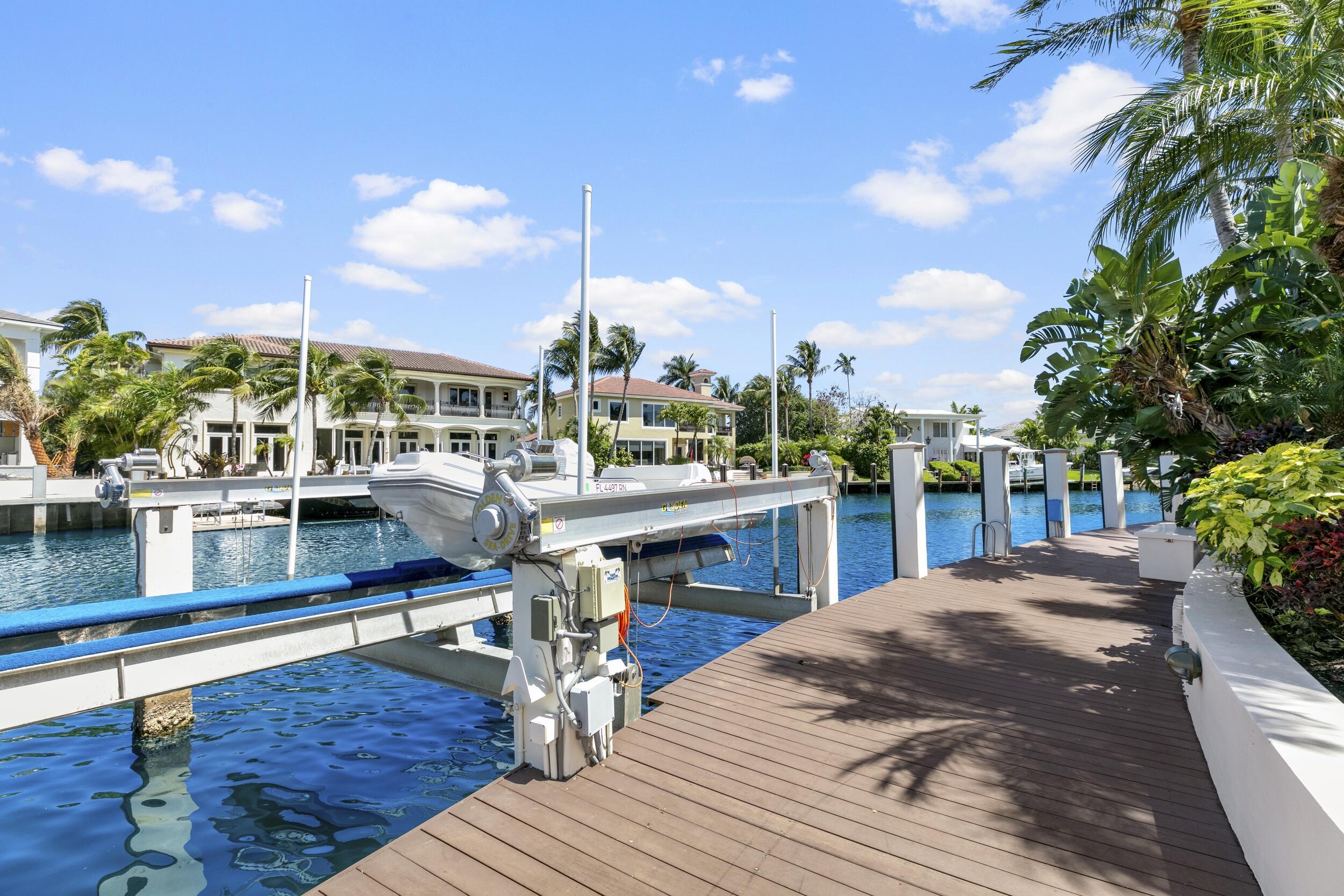 HILLSBORO ISLES - Residential