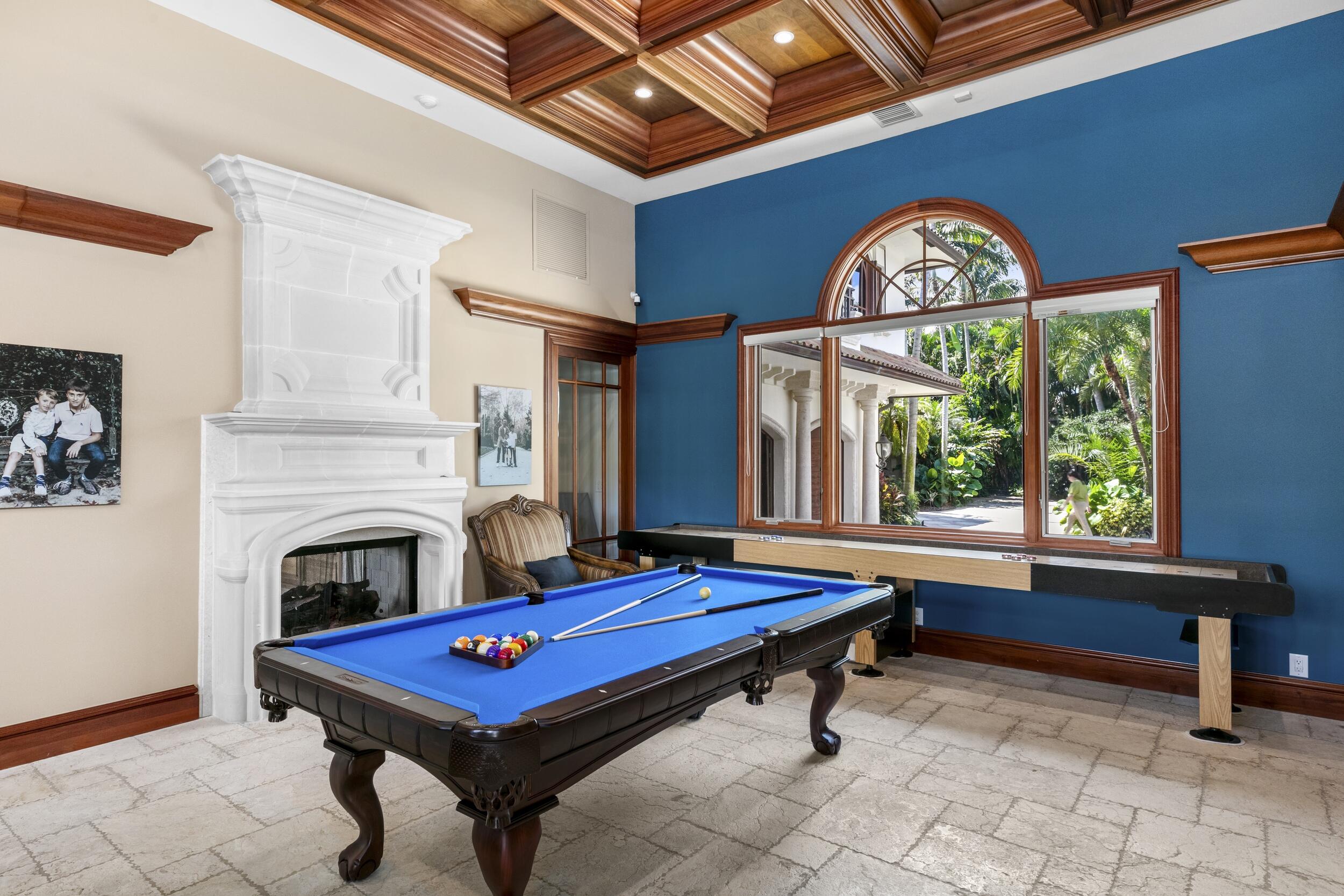 HILLSBORO ISLES - Residential