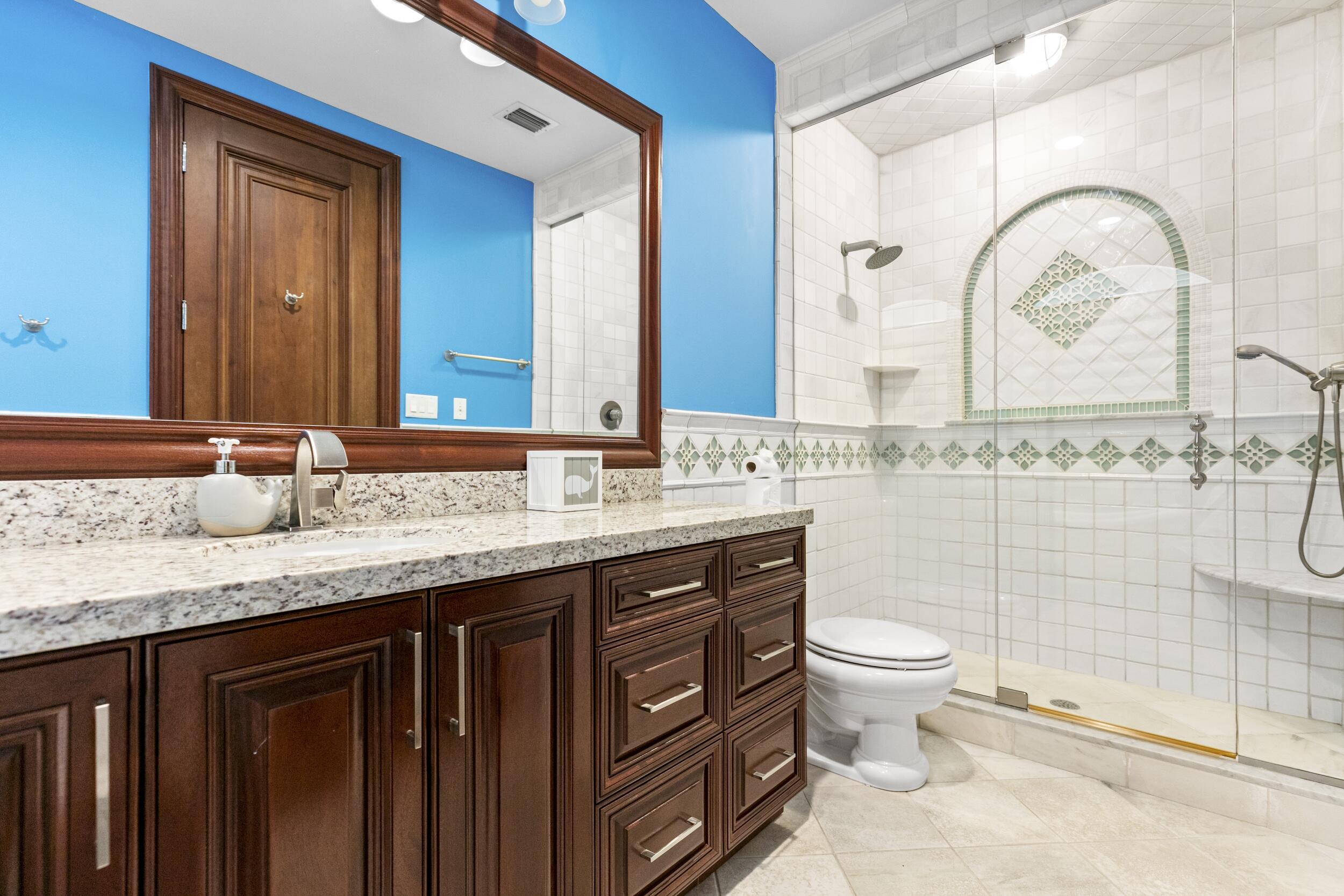 HILLSBORO ISLES - Residential