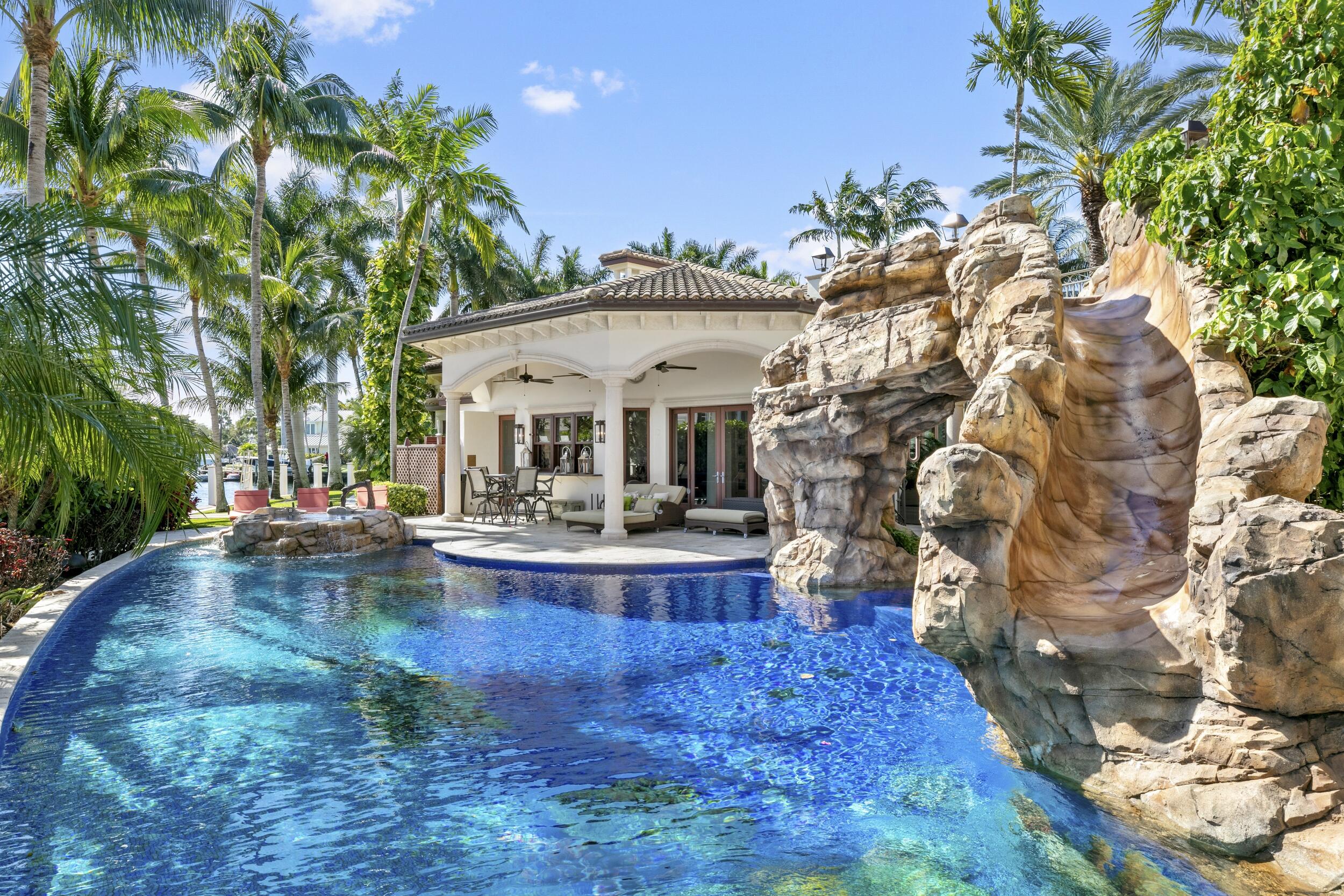 HILLSBORO ISLES - Residential