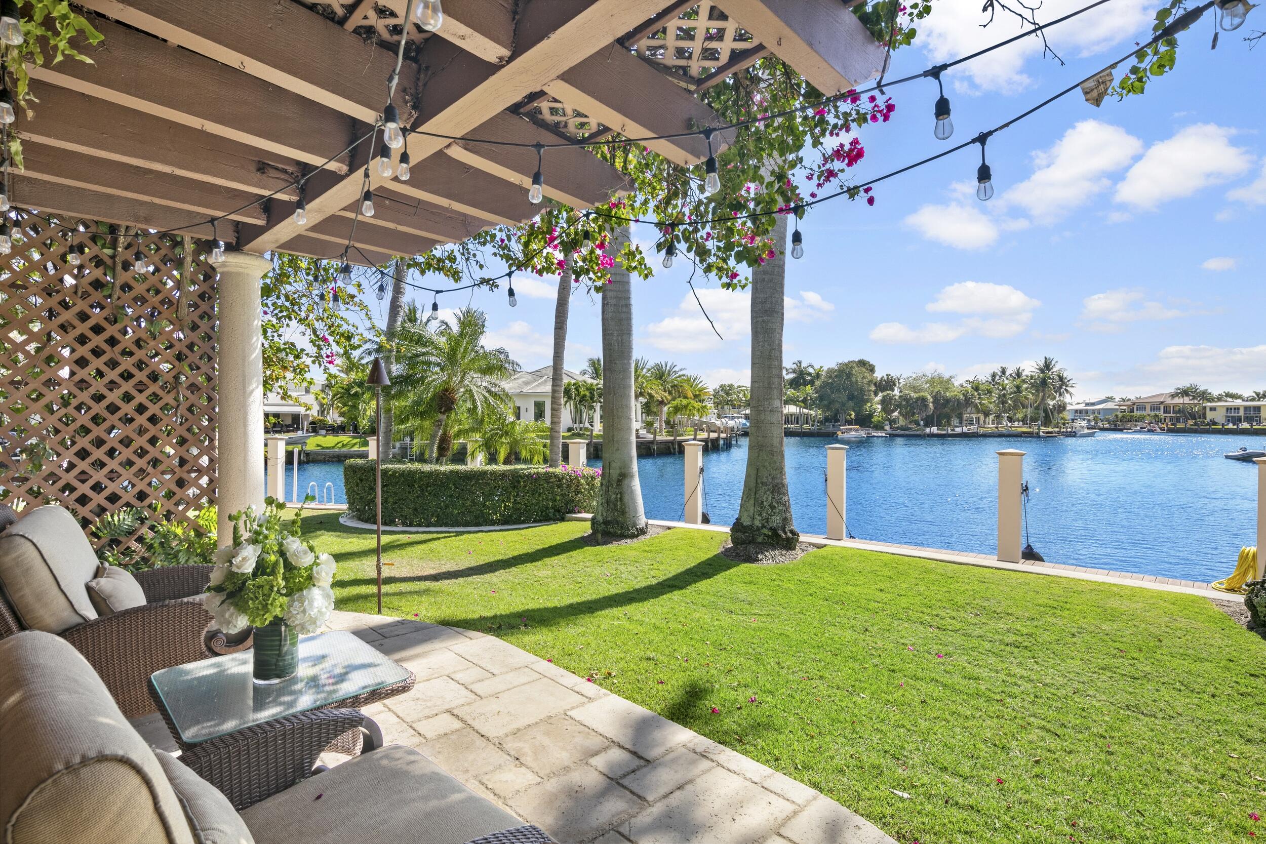 HILLSBORO ISLES - Residential