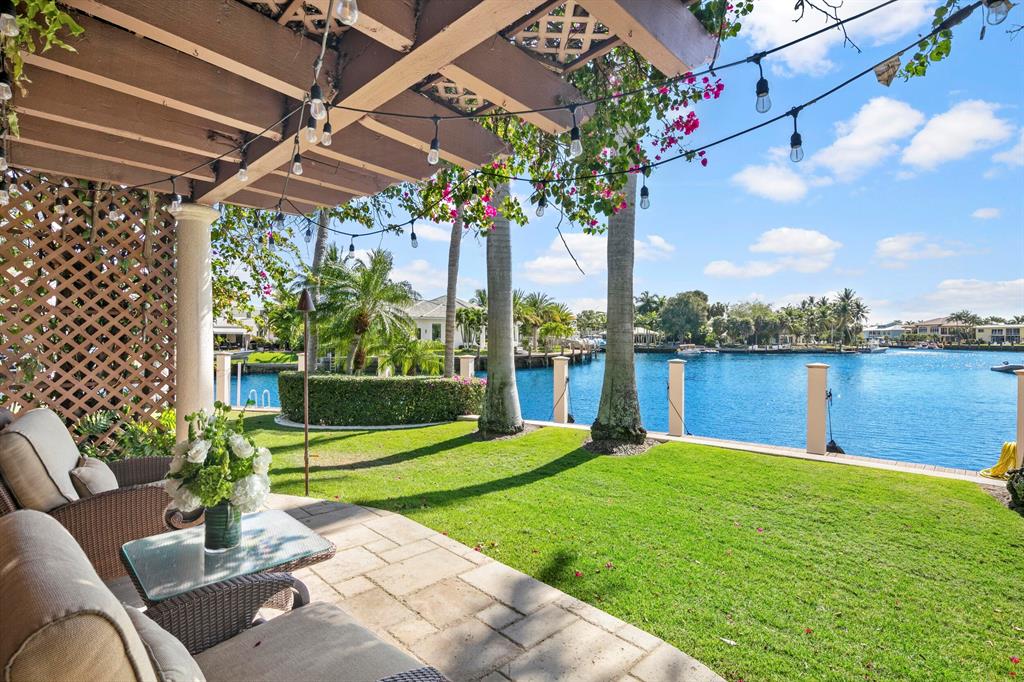 HILLSBORO ISLES - Residential