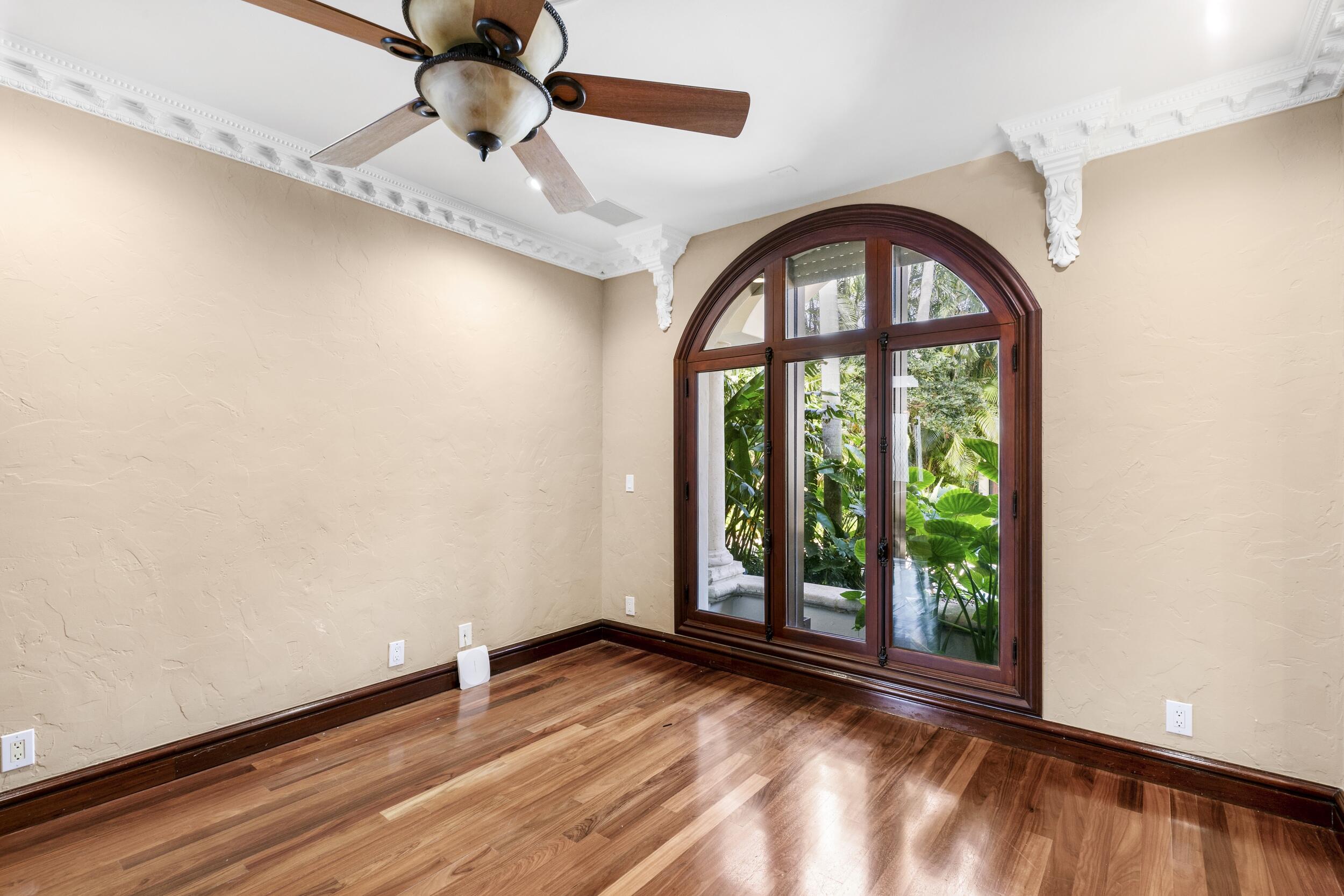 HILLSBORO ISLES - Residential