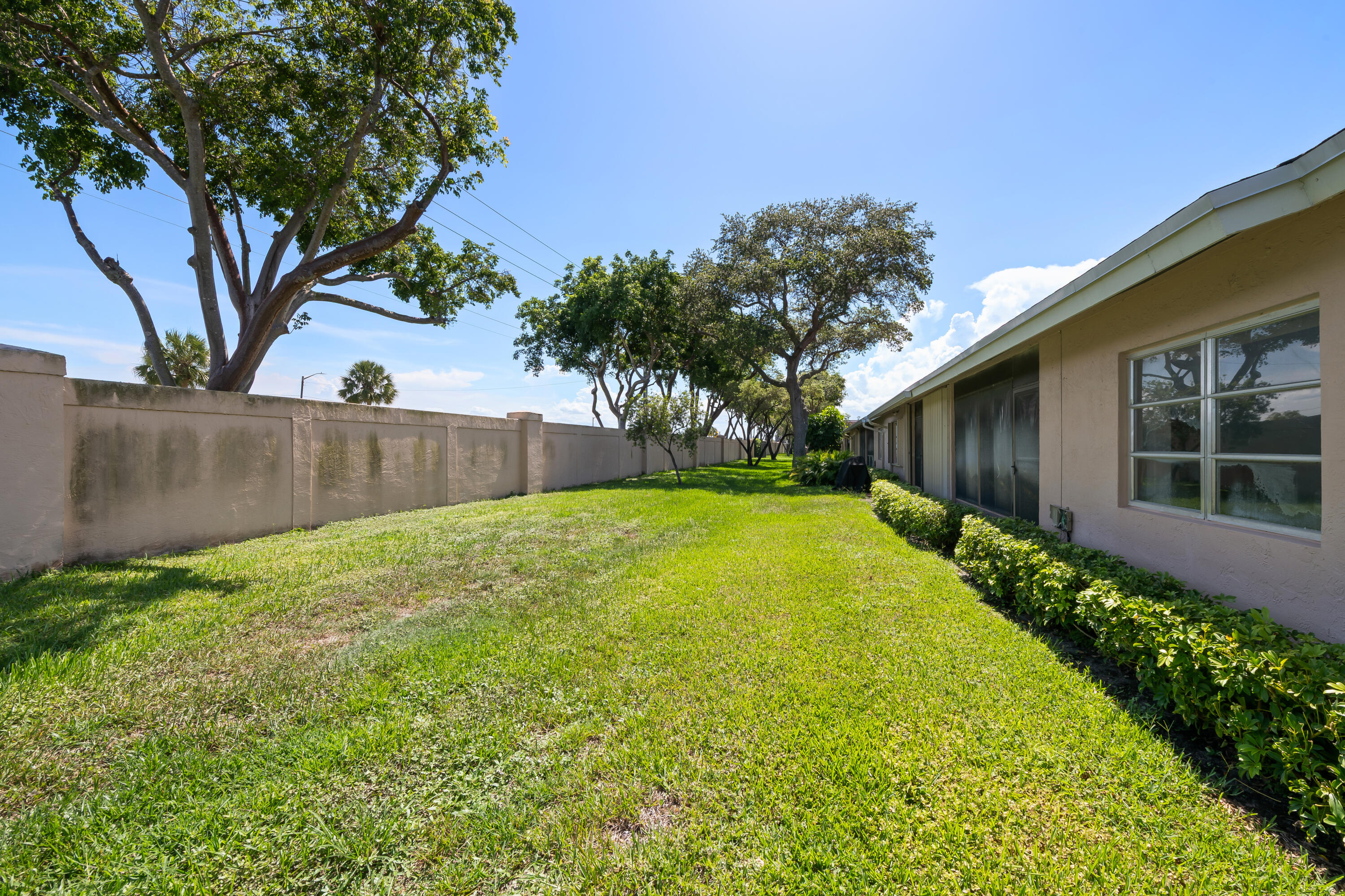 WHISPER WALK SEC C CONDO - Residential