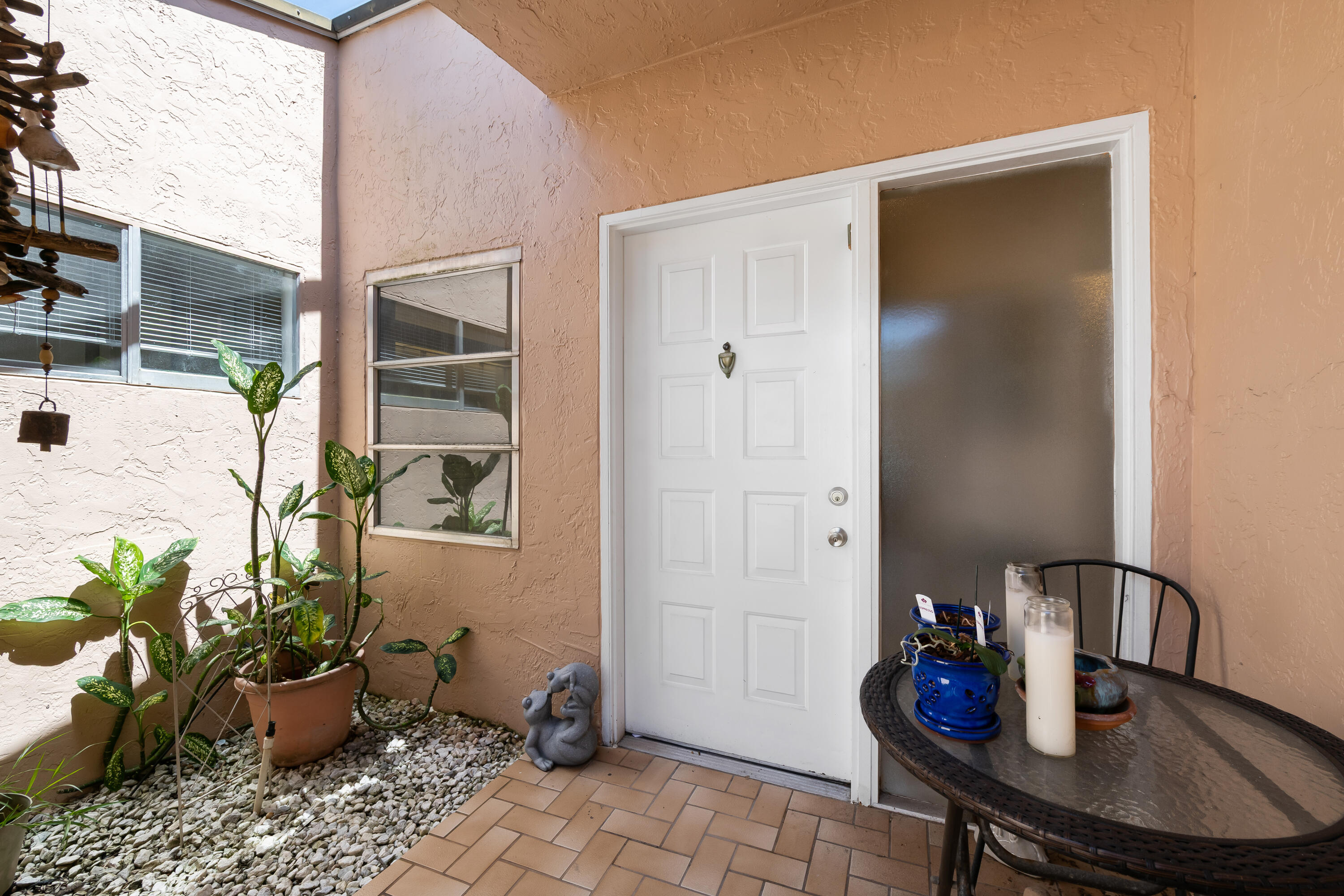 WHISPER WALK SEC C CONDO - Residential