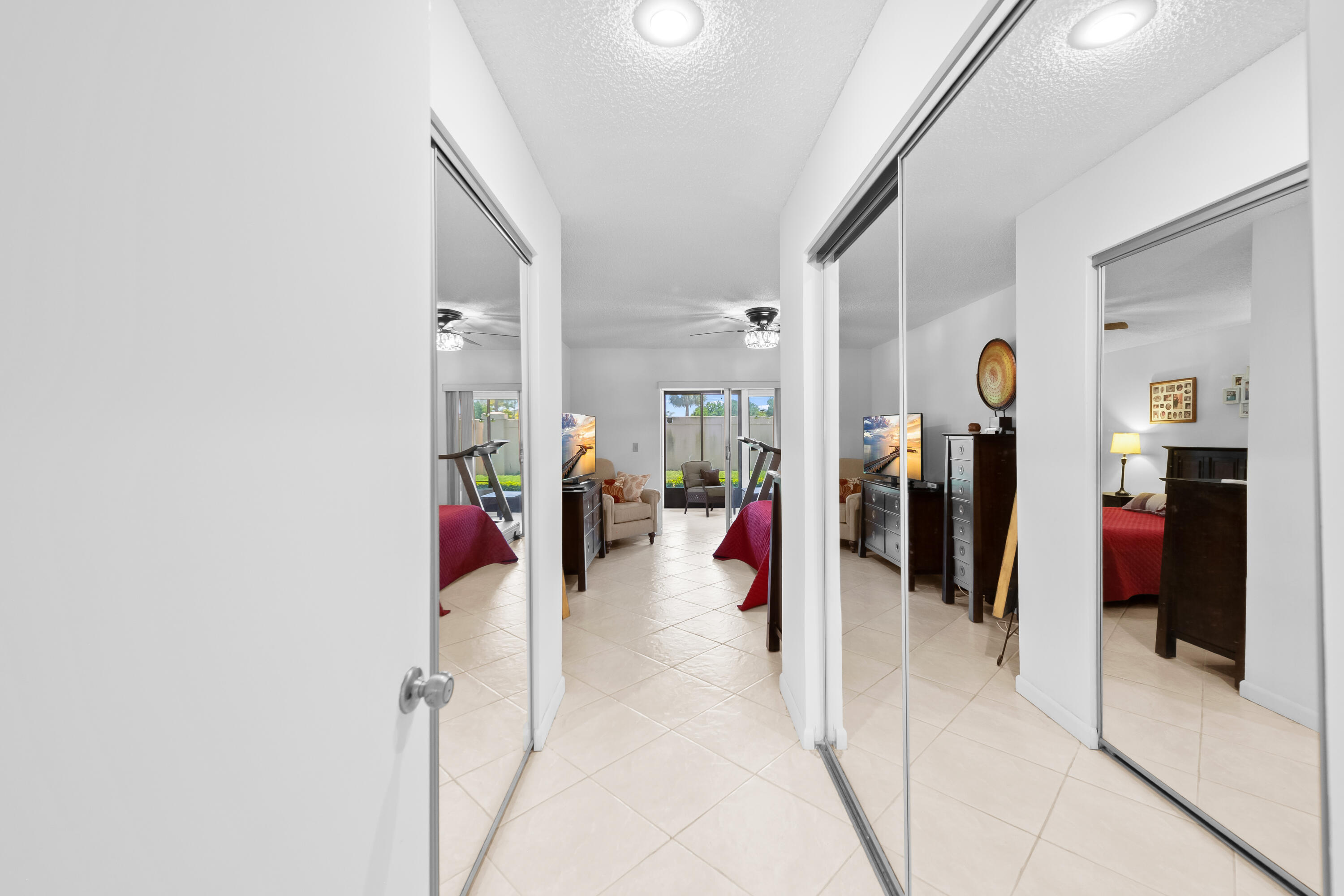 WHISPER WALK SEC C CONDO - Residential