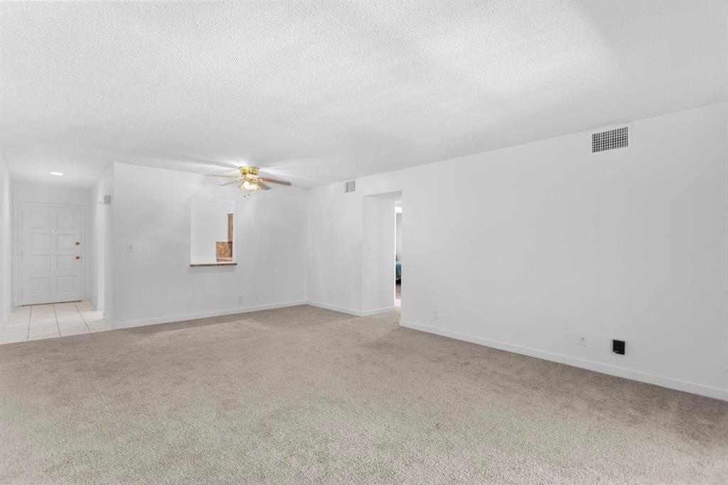 OAK PATHS CONDO - Residential