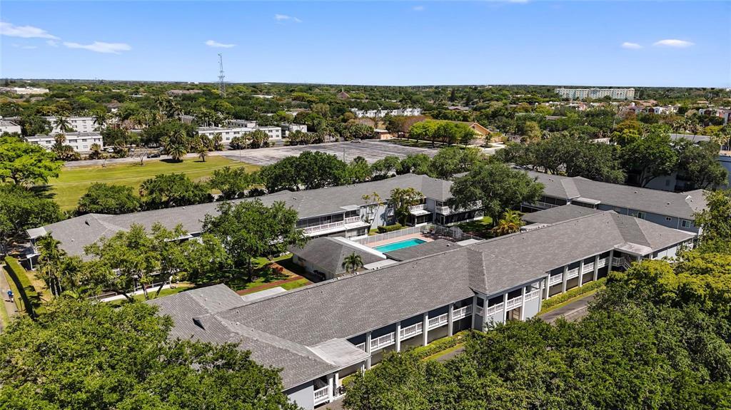 OAK PATHS CONDO - Residential
