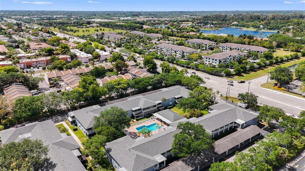 OAK PATHS CONDO - Residential
