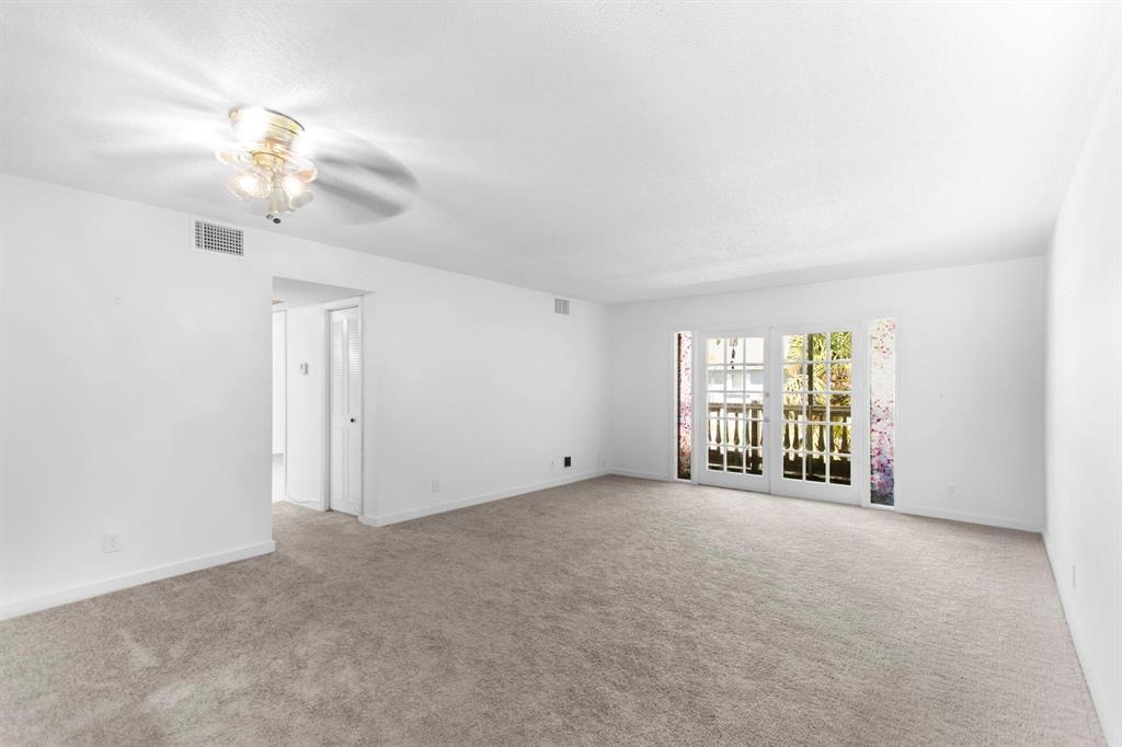 OAK PATHS CONDO - Residential