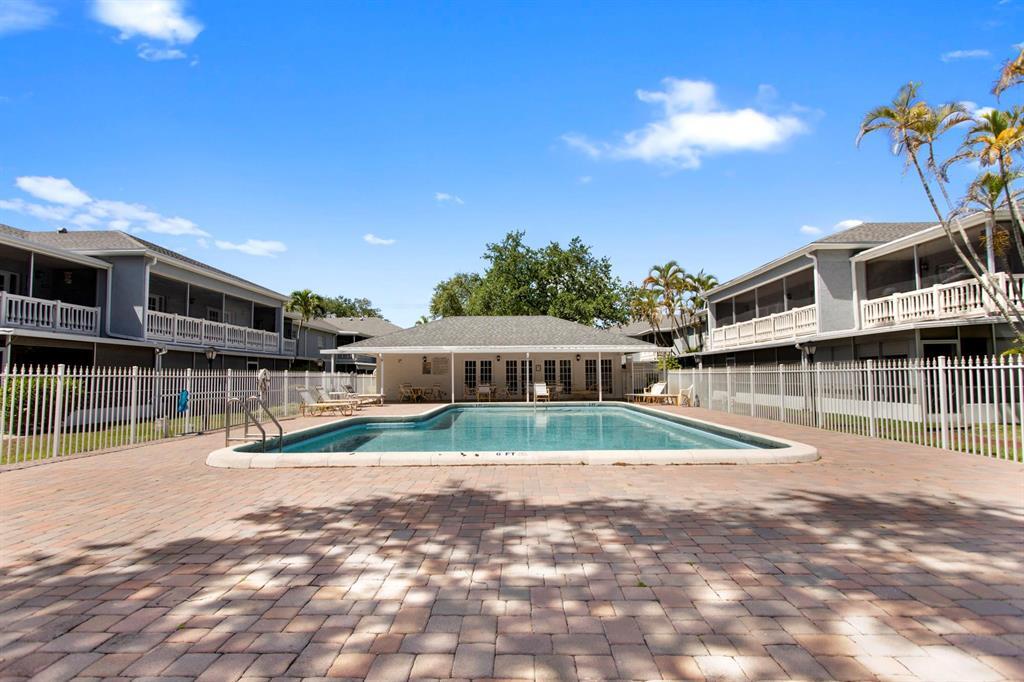 OAK PATHS CONDO - Residential