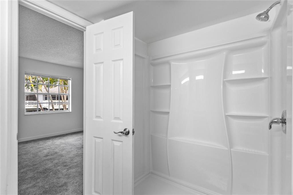 OAK PATHS CONDO - Residential
