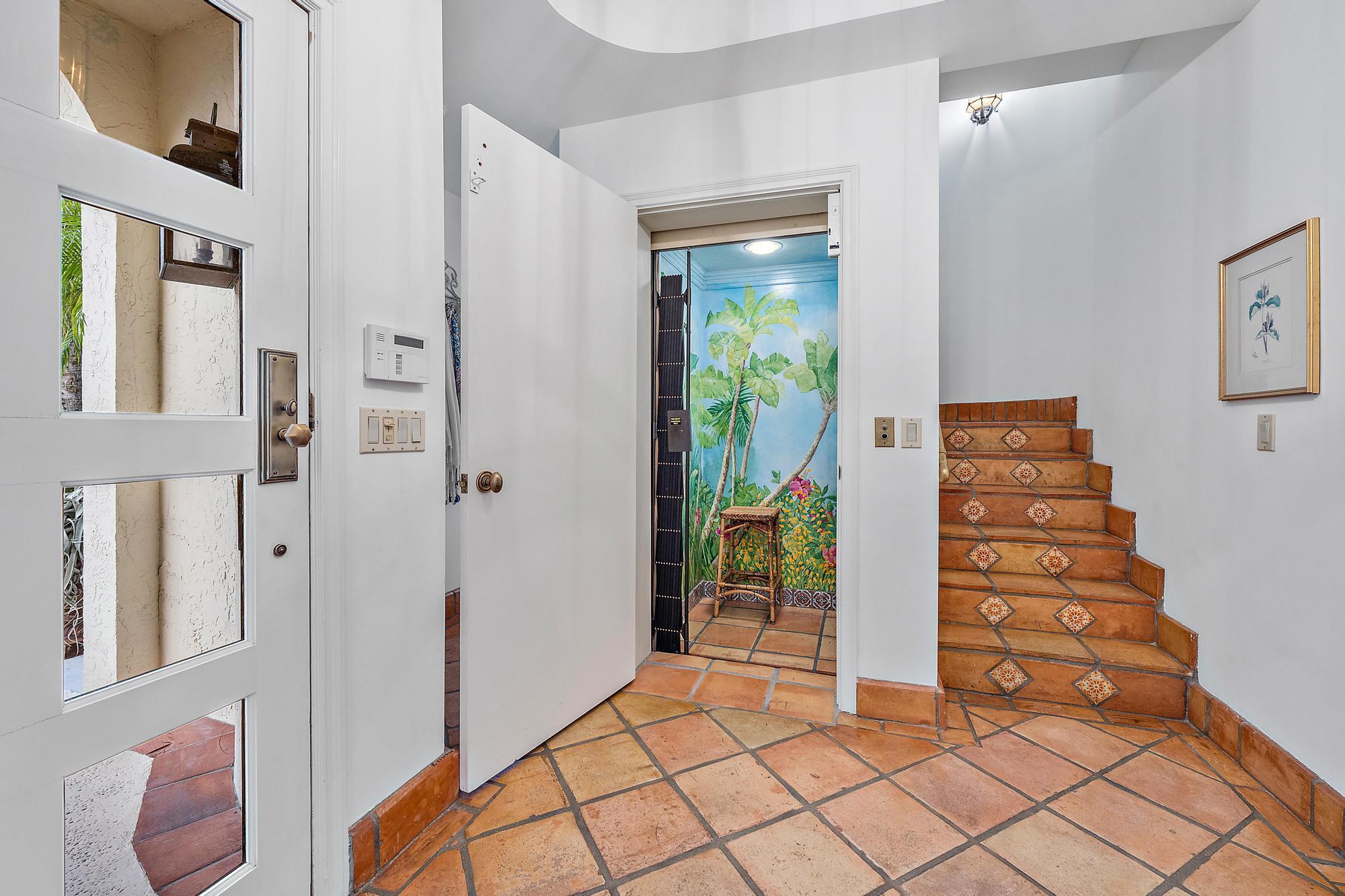 Ocean Park H W Robbins - Residential