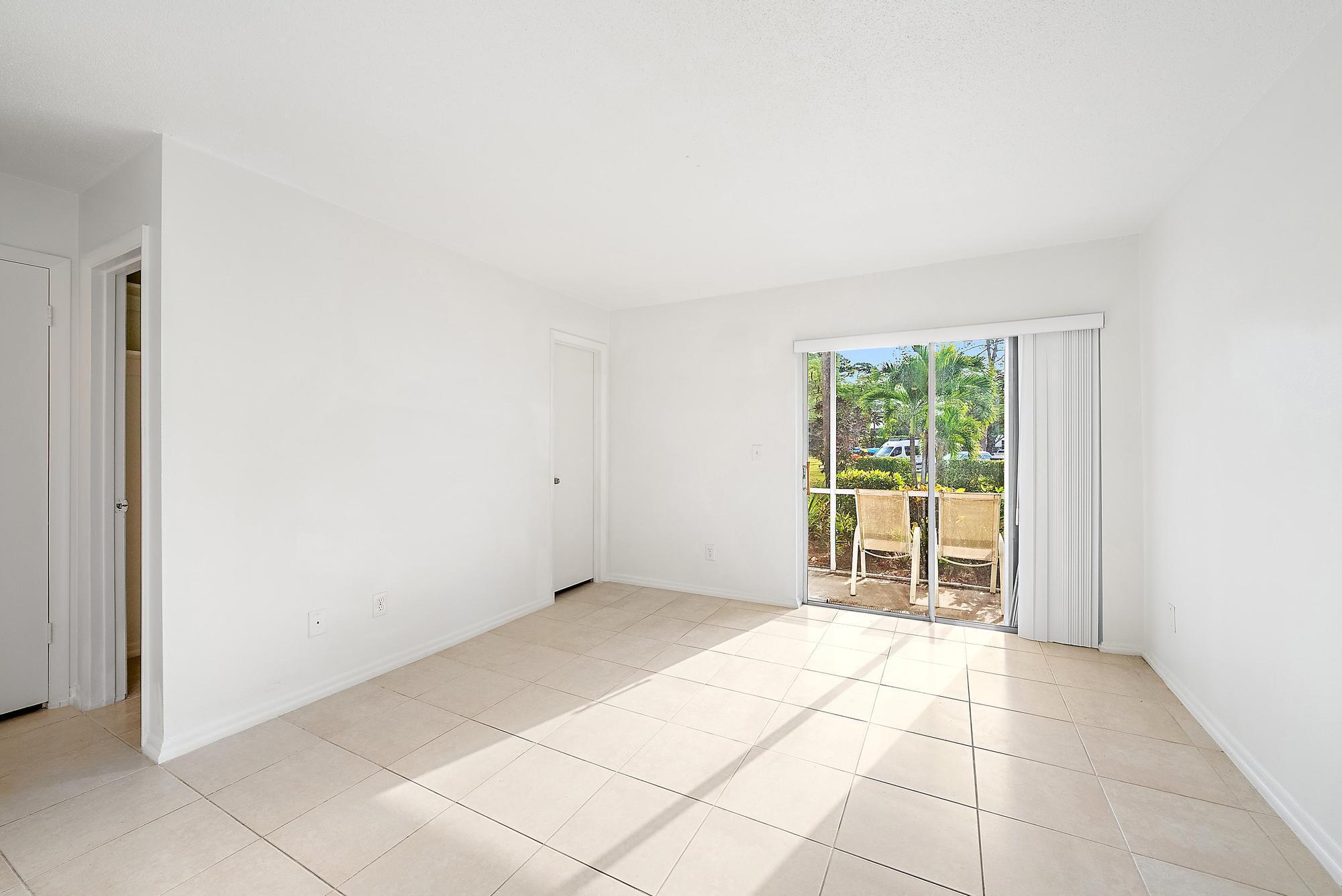 CEDAR POINTE CONDO - Residential