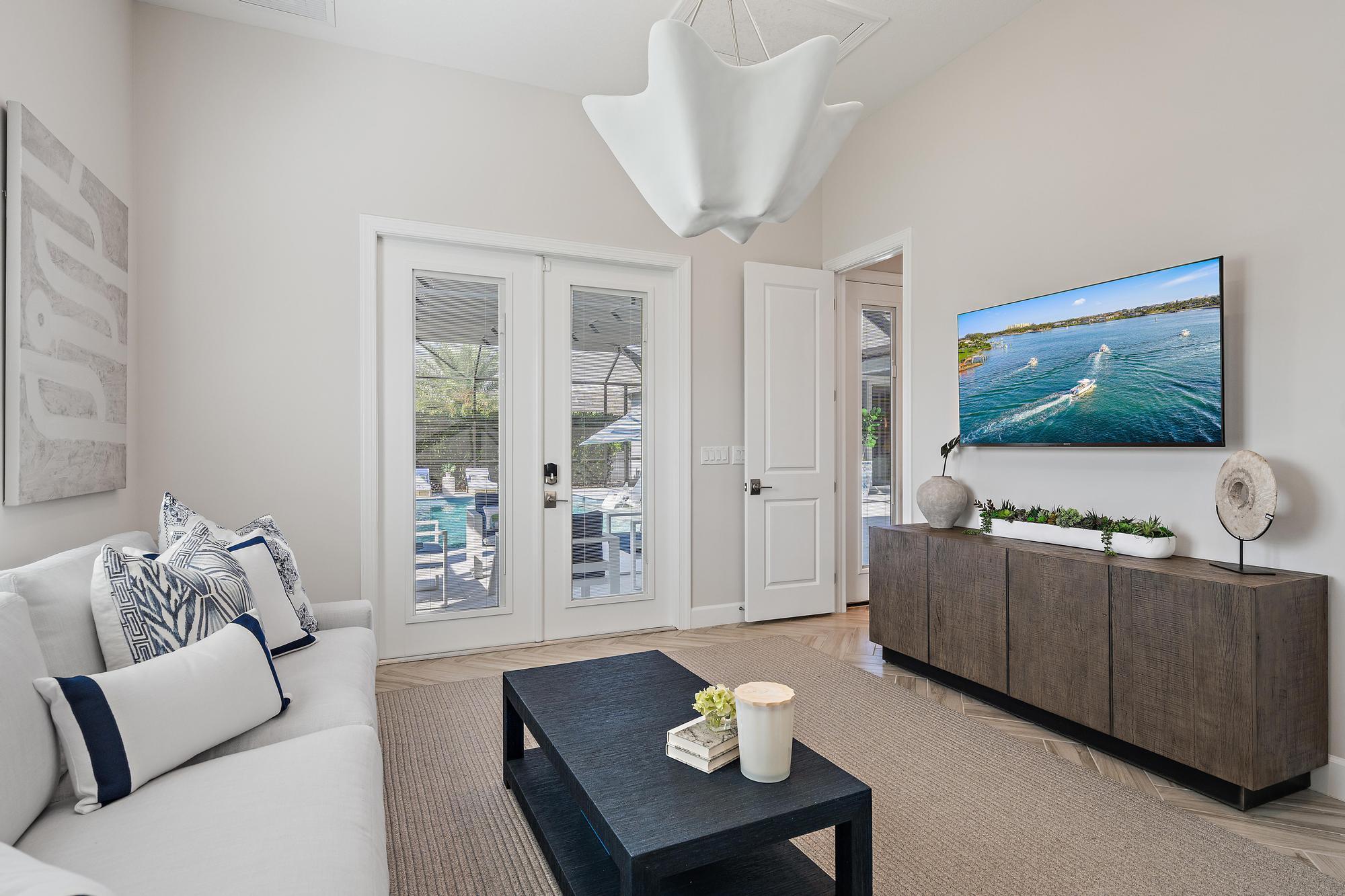 BRIDGEWATER - Residential