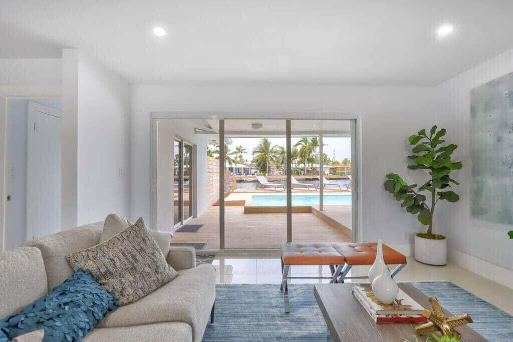 POINSETTIA HEIGHTS RIVER ADD - Residential