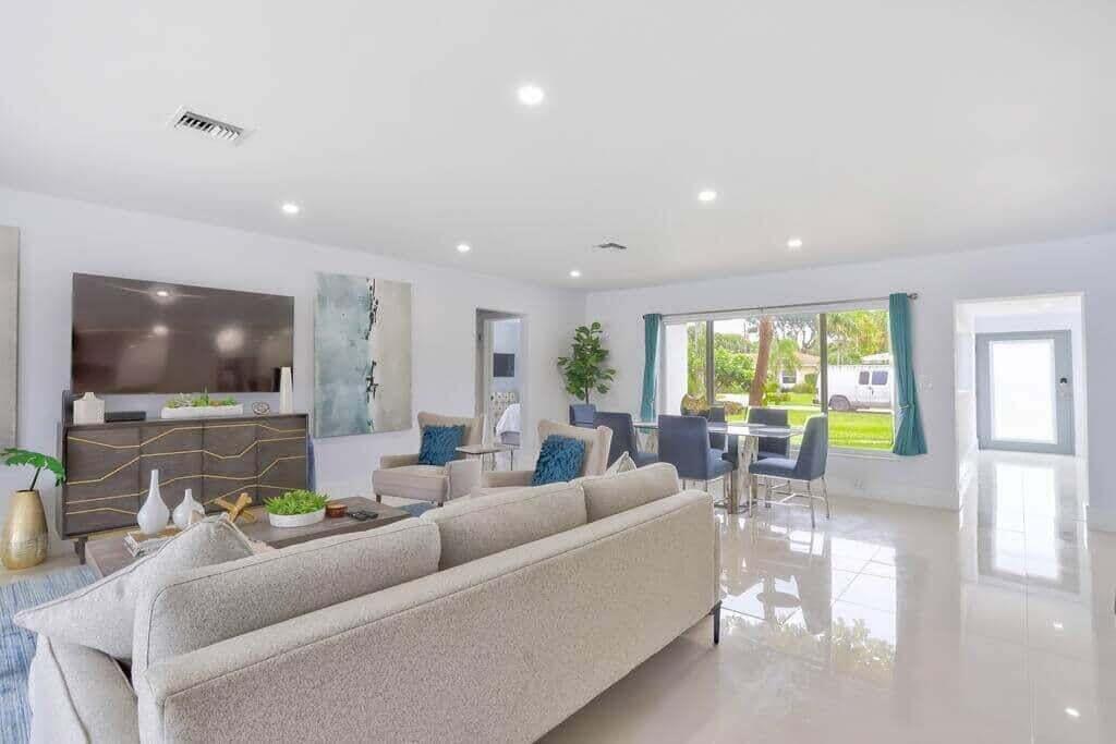 POINSETTIA HEIGHTS RIVER ADD - Residential