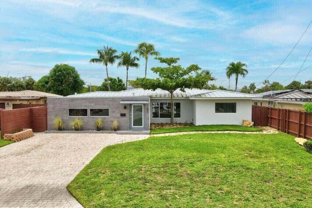 POINSETTIA HEIGHTS RIVER ADD - Residential