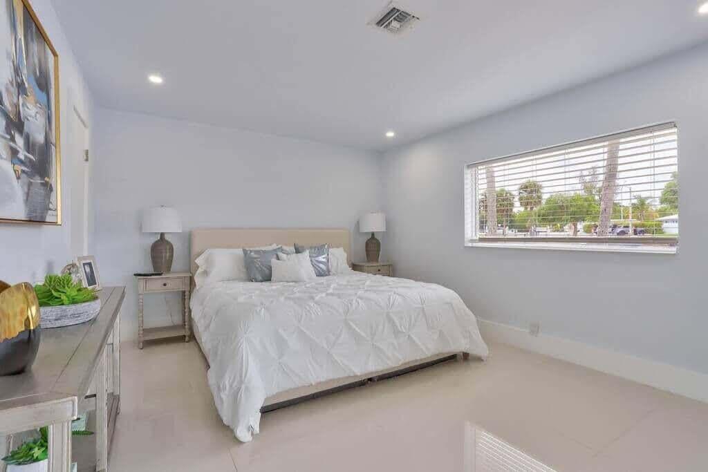 POINSETTIA HEIGHTS RIVER ADD - Residential