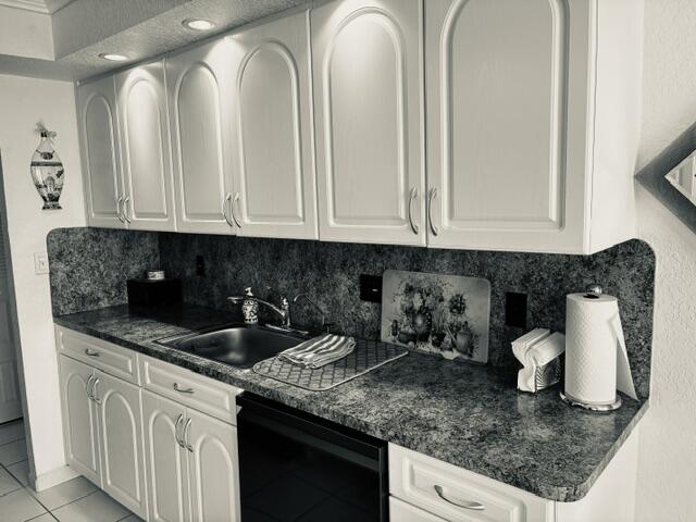 POMPANO BEACH CLUB NORTH CONDO - Residential Lease