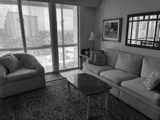 POMPANO BEACH CLUB NORTH CONDO - Residential Lease