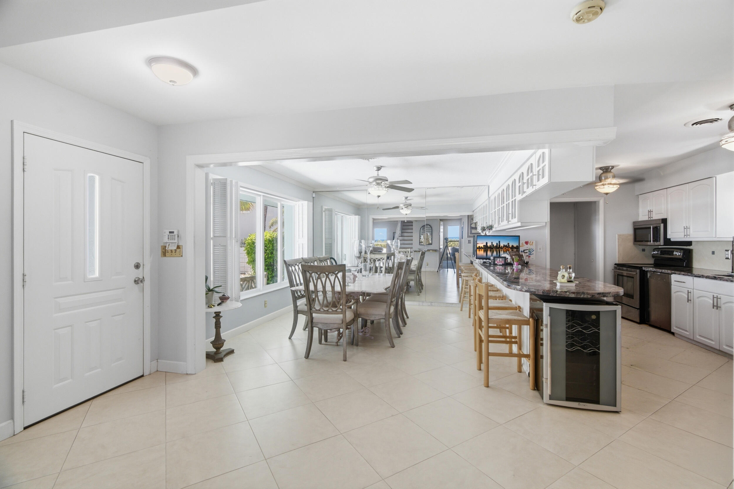 LAS OLAS BY THE SEA EXT - Residential