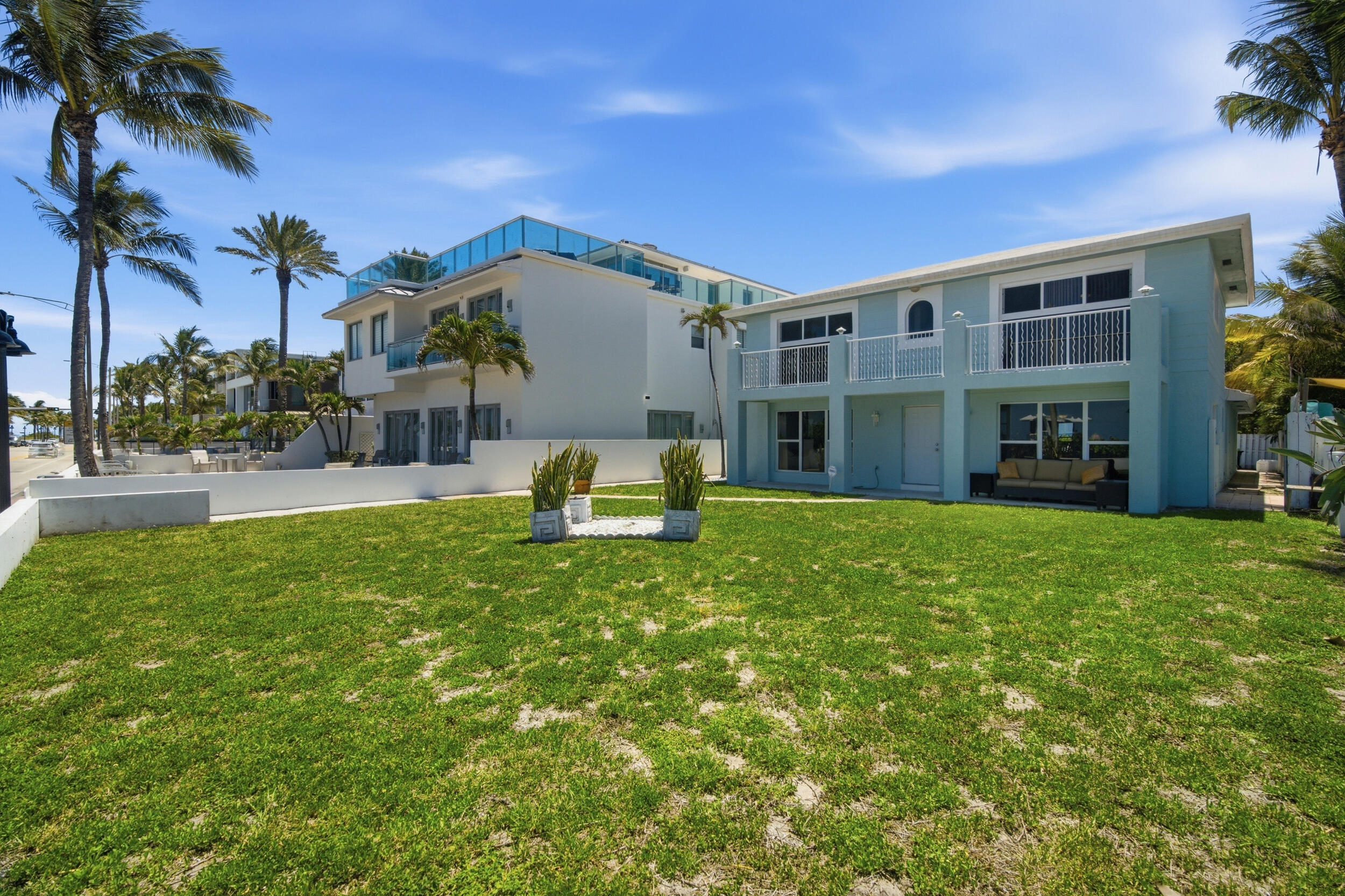LAS OLAS BY THE SEA EXT - Residential