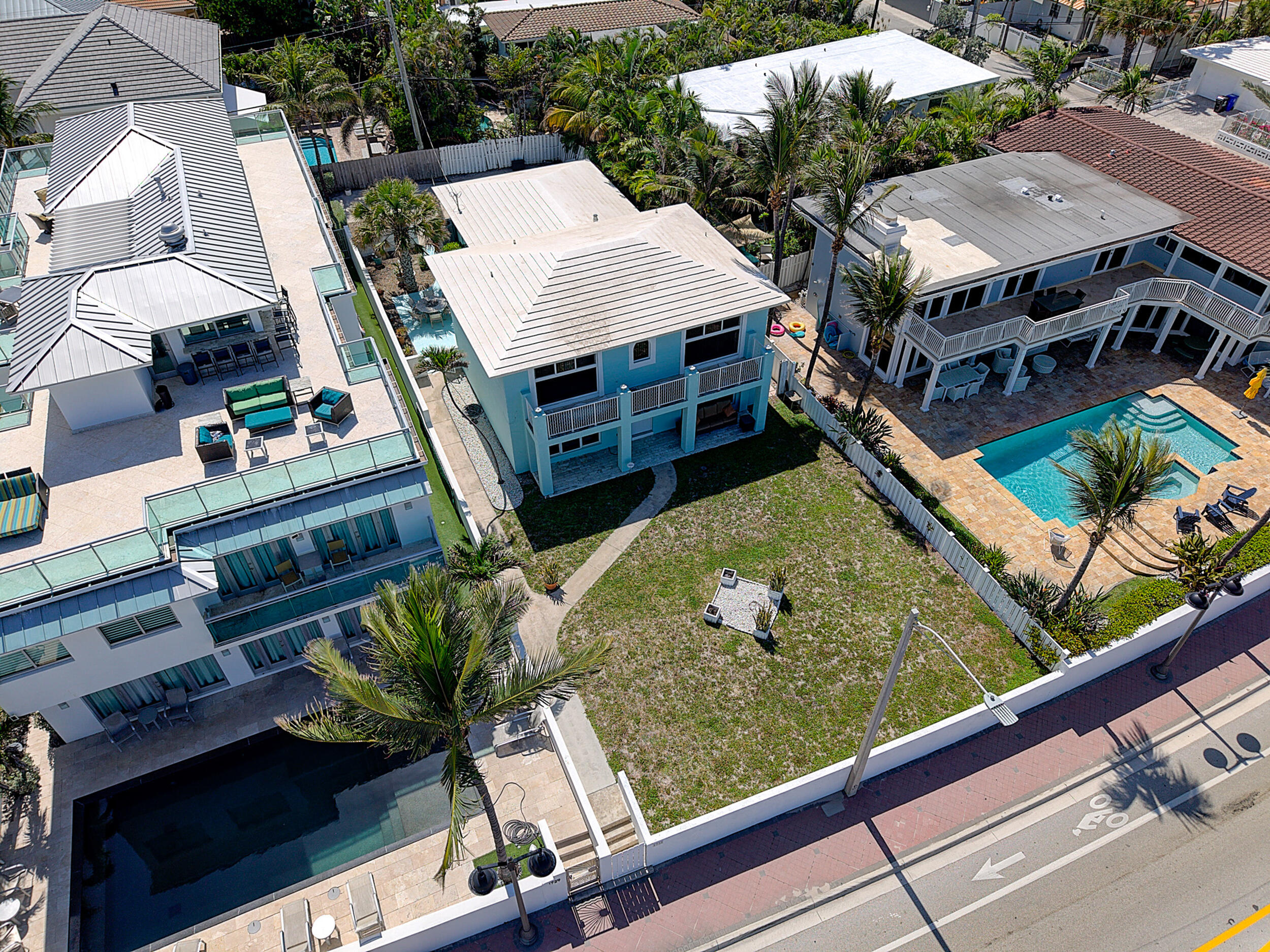 LAS OLAS BY THE SEA EXT - Residential
