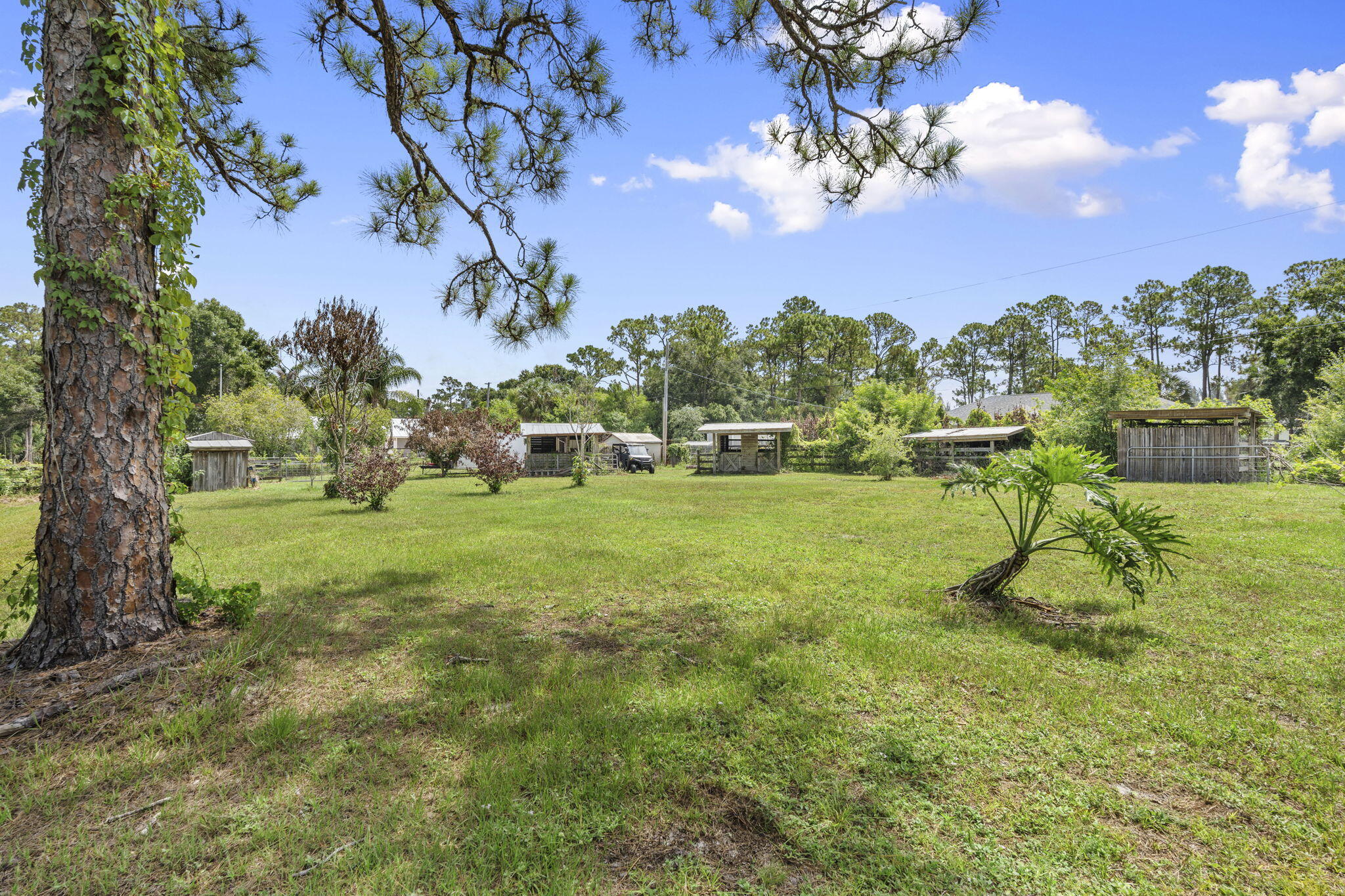 JAY GARDENS OF FORT PIERCE - Residential