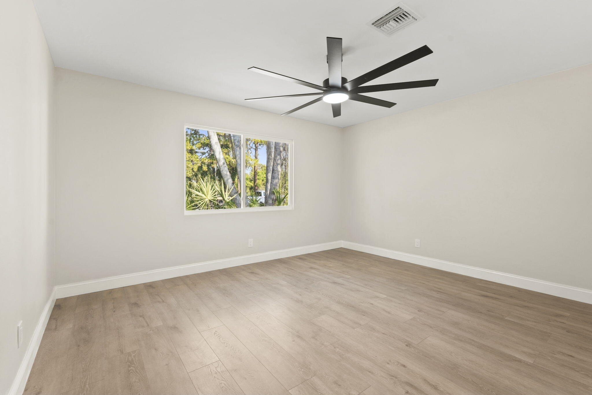 JAY GARDENS OF FORT PIERCE - Residential