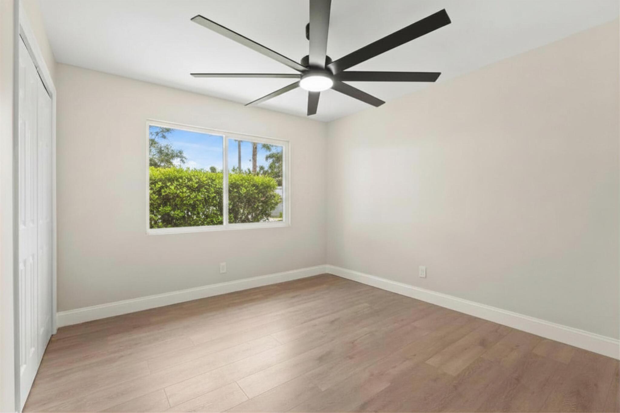 JAY GARDENS OF FORT PIERCE - Residential