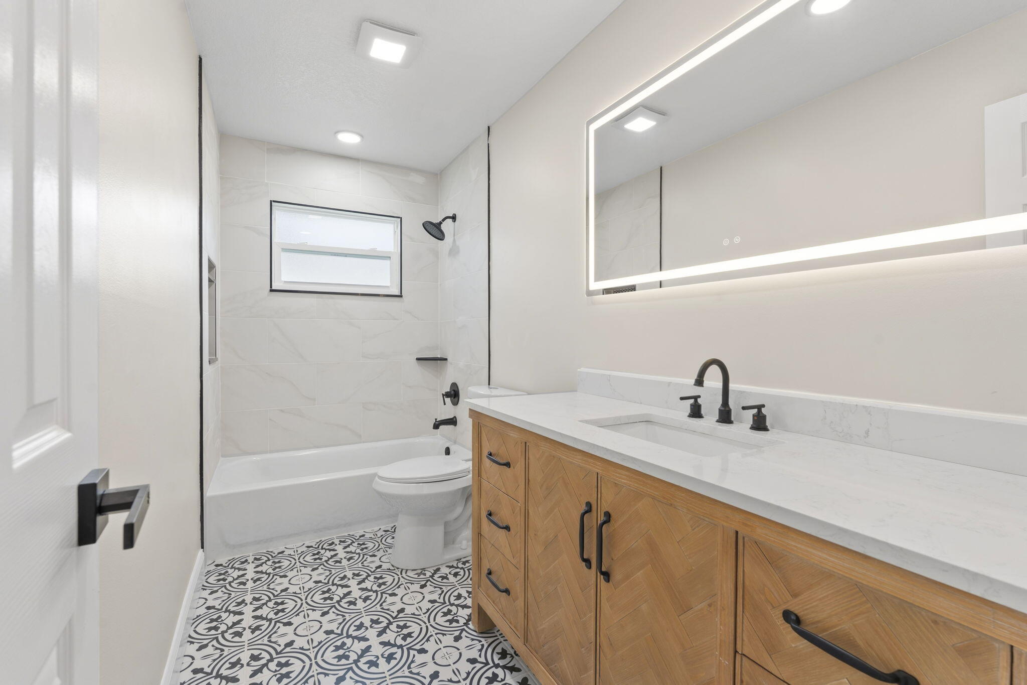 JAY GARDENS OF FORT PIERCE - Residential