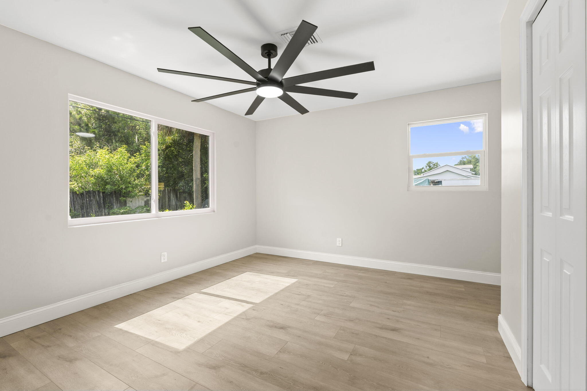 JAY GARDENS OF FORT PIERCE - Residential