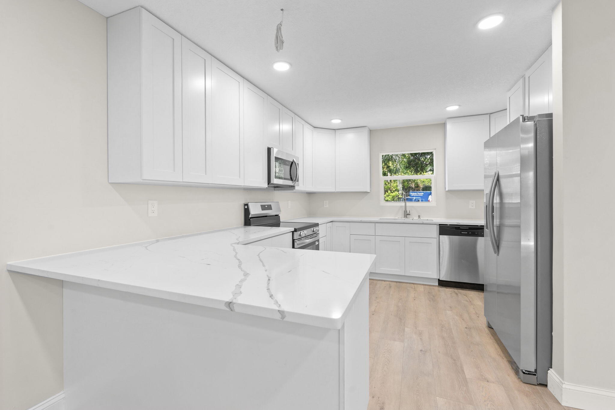 JAY GARDENS OF FORT PIERCE - Residential