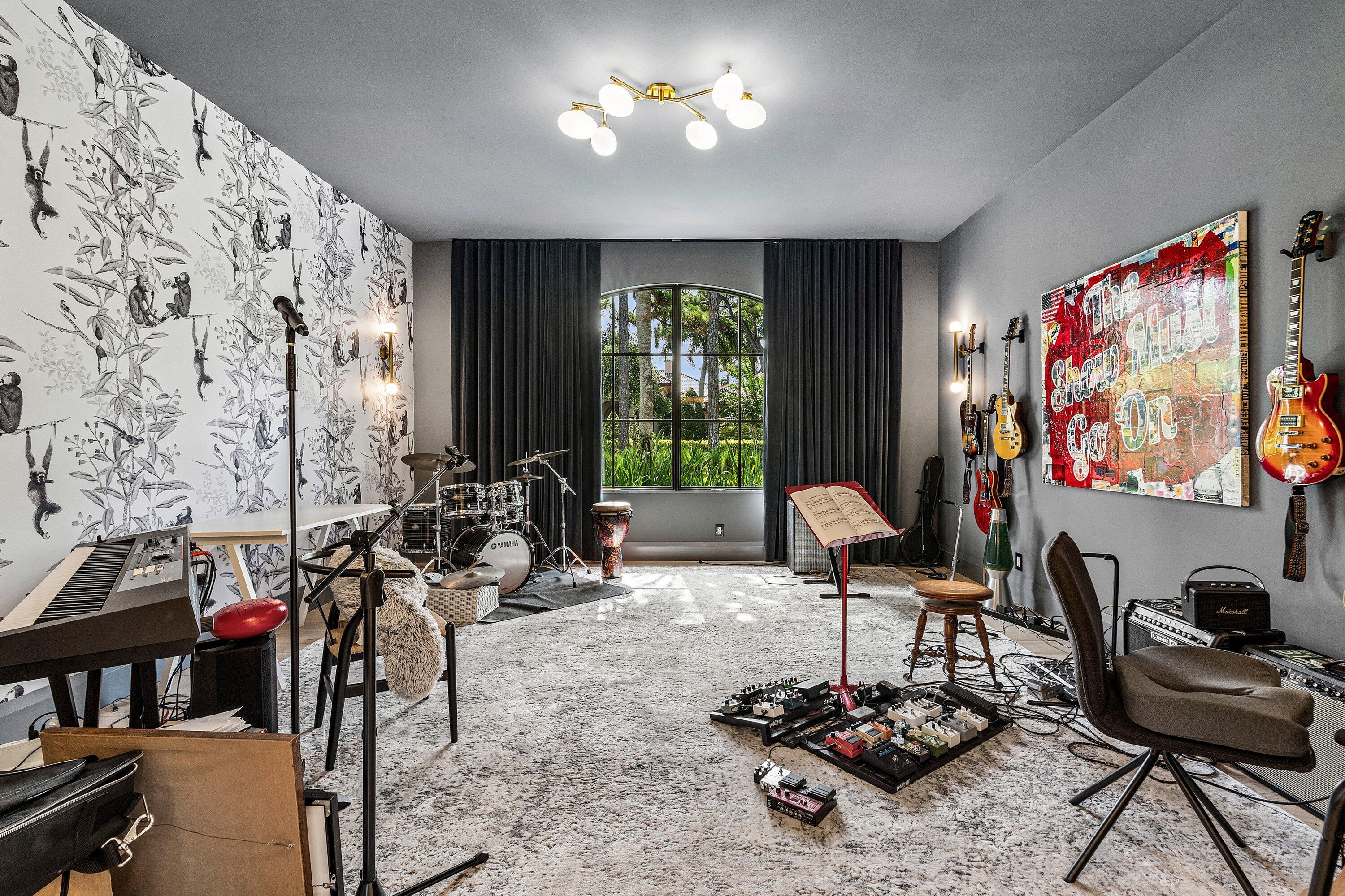 Foxe Chase - Residential Lease