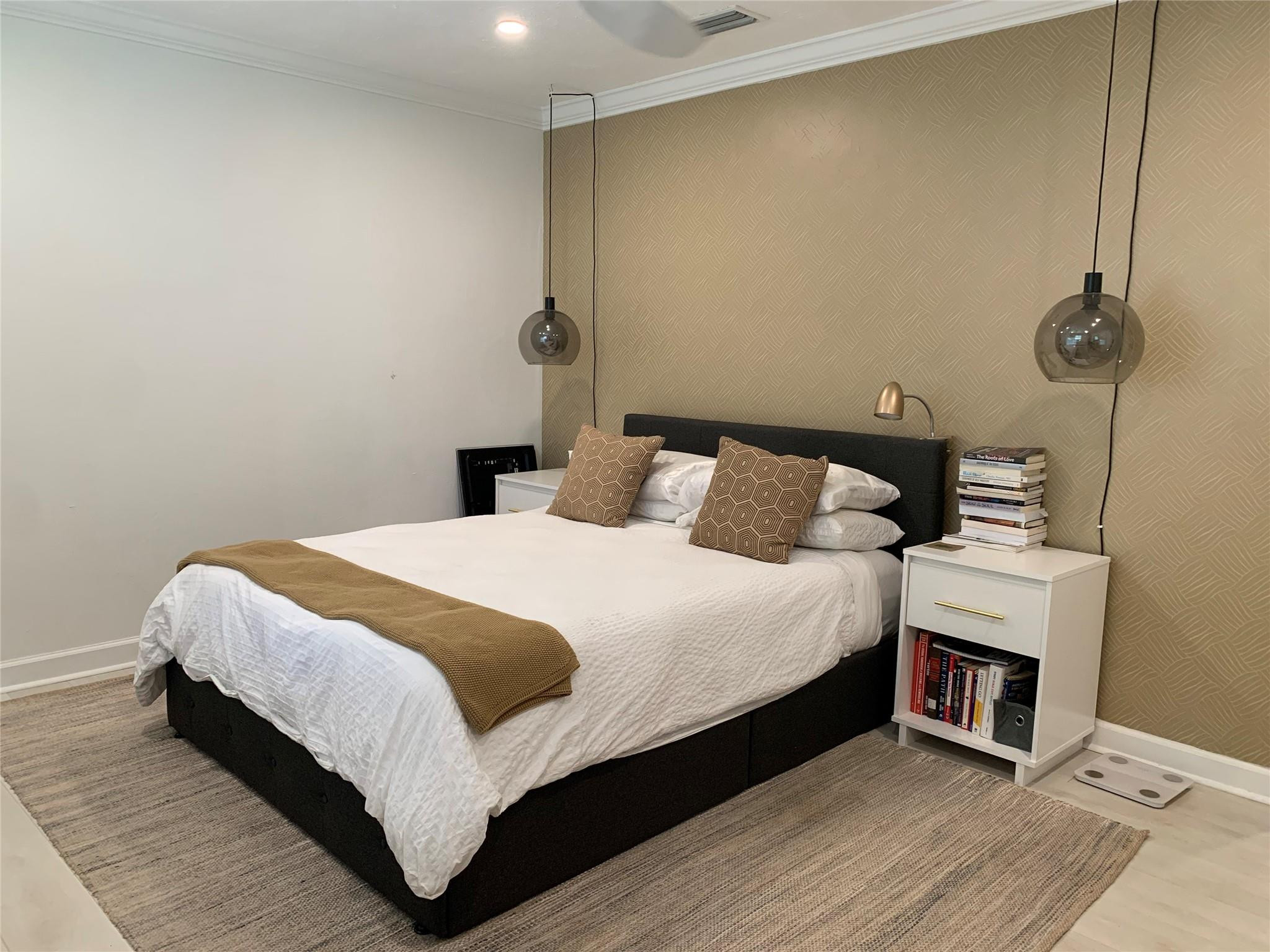 TARPON RIVER - Residential Lease