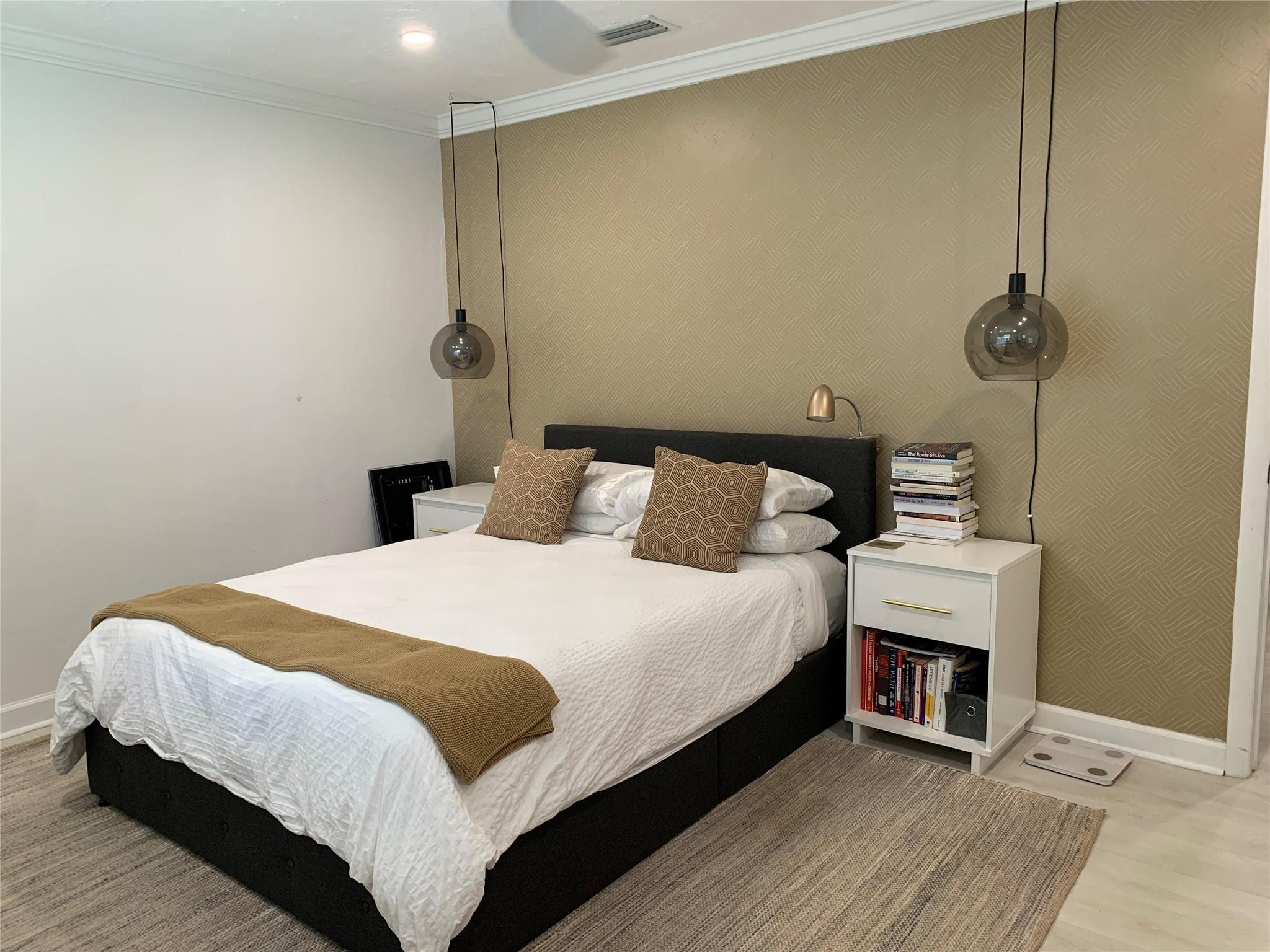 TARPON RIVER - Residential Lease