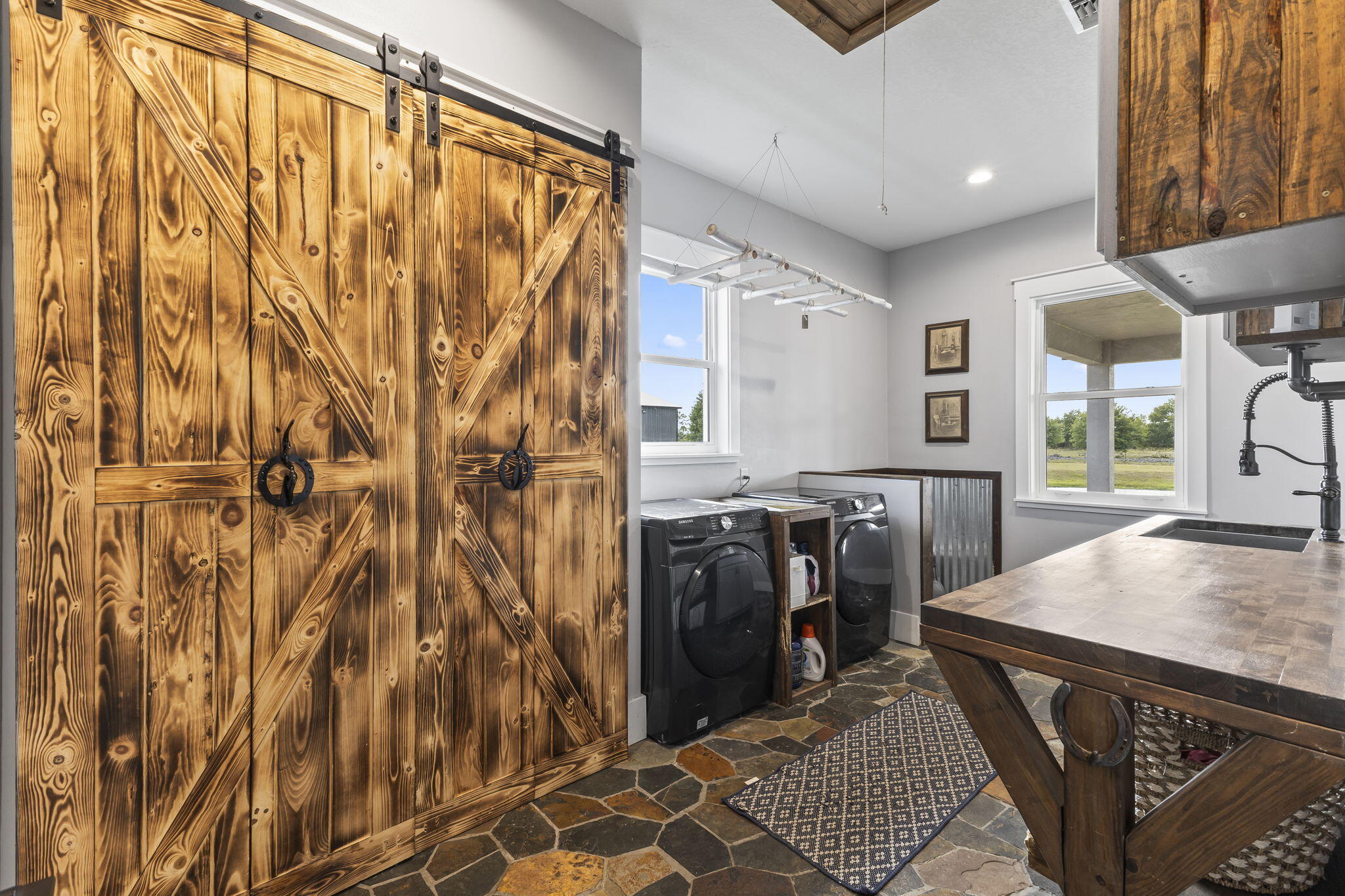 METES AND BOUNDS - Residential
